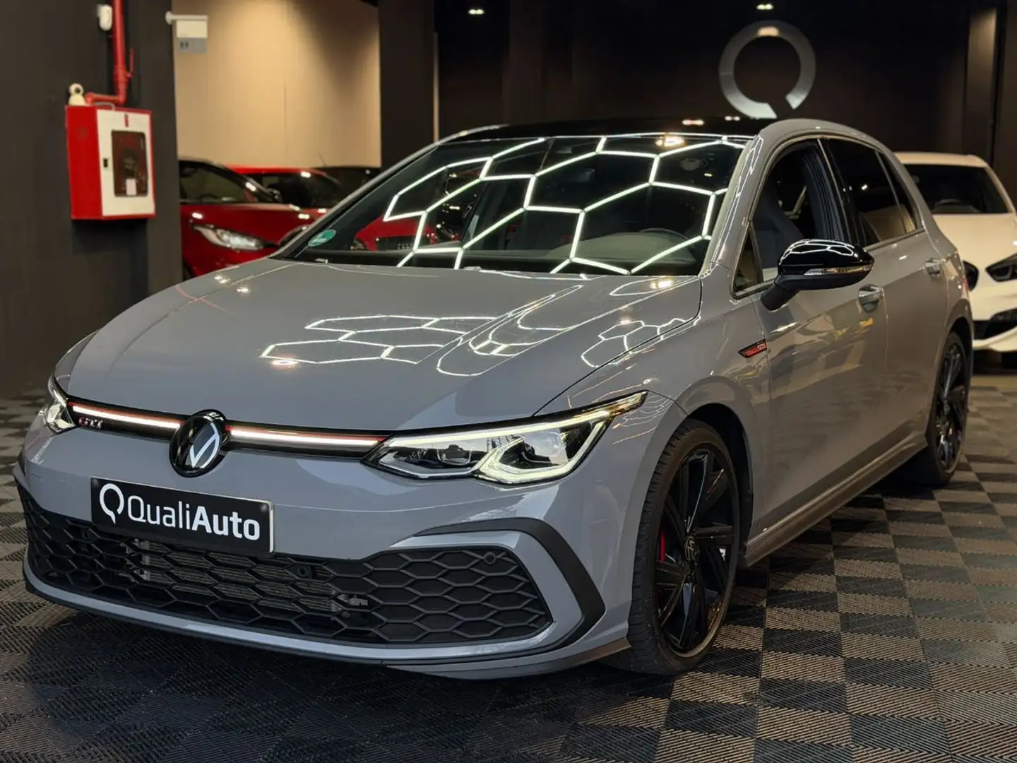 Volkswagen Golf GTI 2.0 TSI DSG 180kW Gris - 2