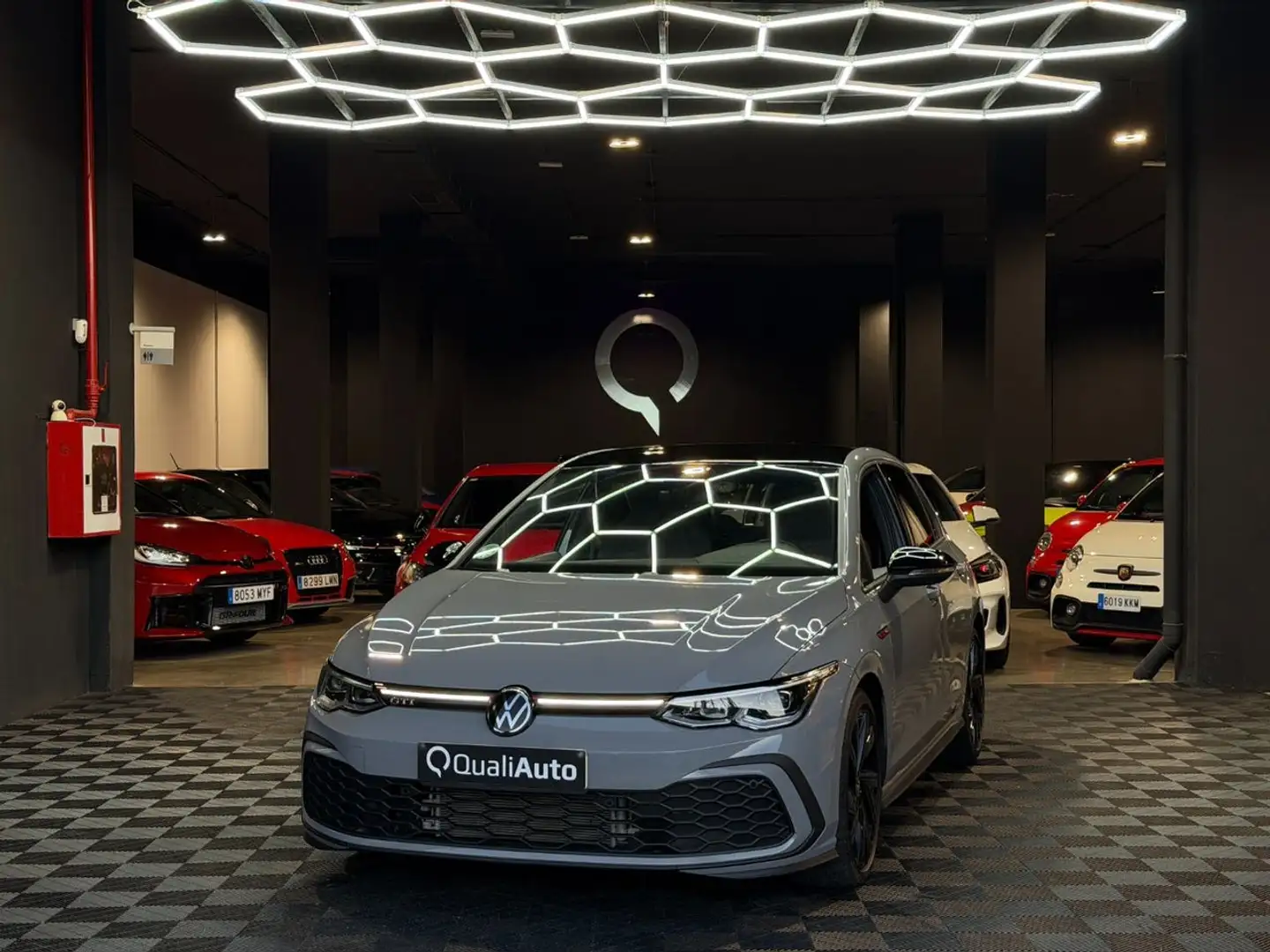 Volkswagen Golf GTI 2.0 TSI DSG 180kW Gris - 1