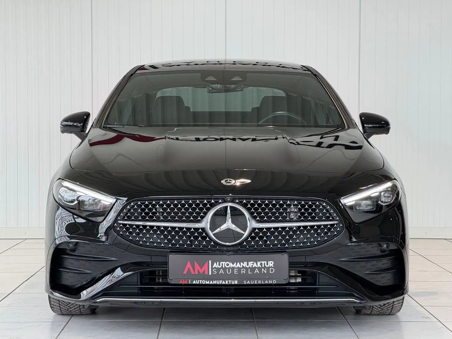 Mercedes-Benz A 200 d Lim. *AMG*Pano*MBUX*360°*Multibeam*ACC* Schwarz - 2