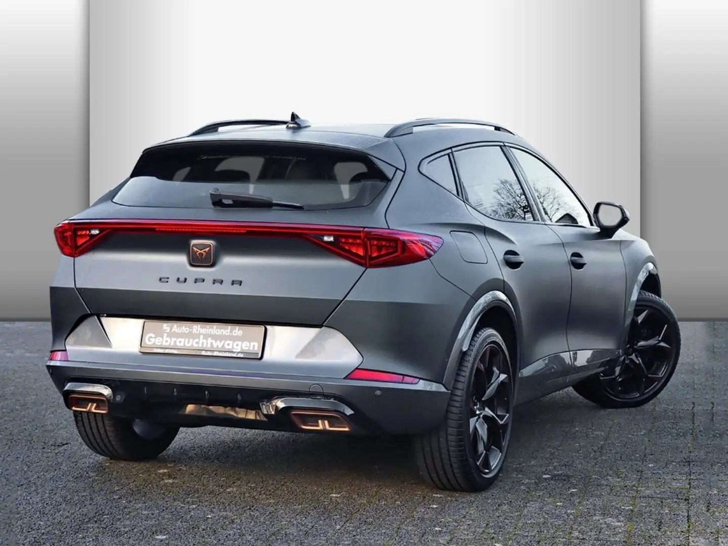 CUPRA Formentor VZ 1.4 e-HYBRID DSG PANO/TOP VIEW/NAVI/LED Gris - 2