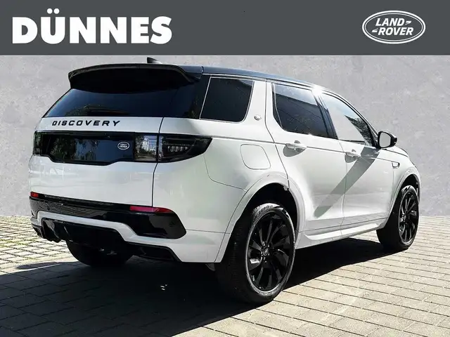 Land Rover Discovery Sport view 2