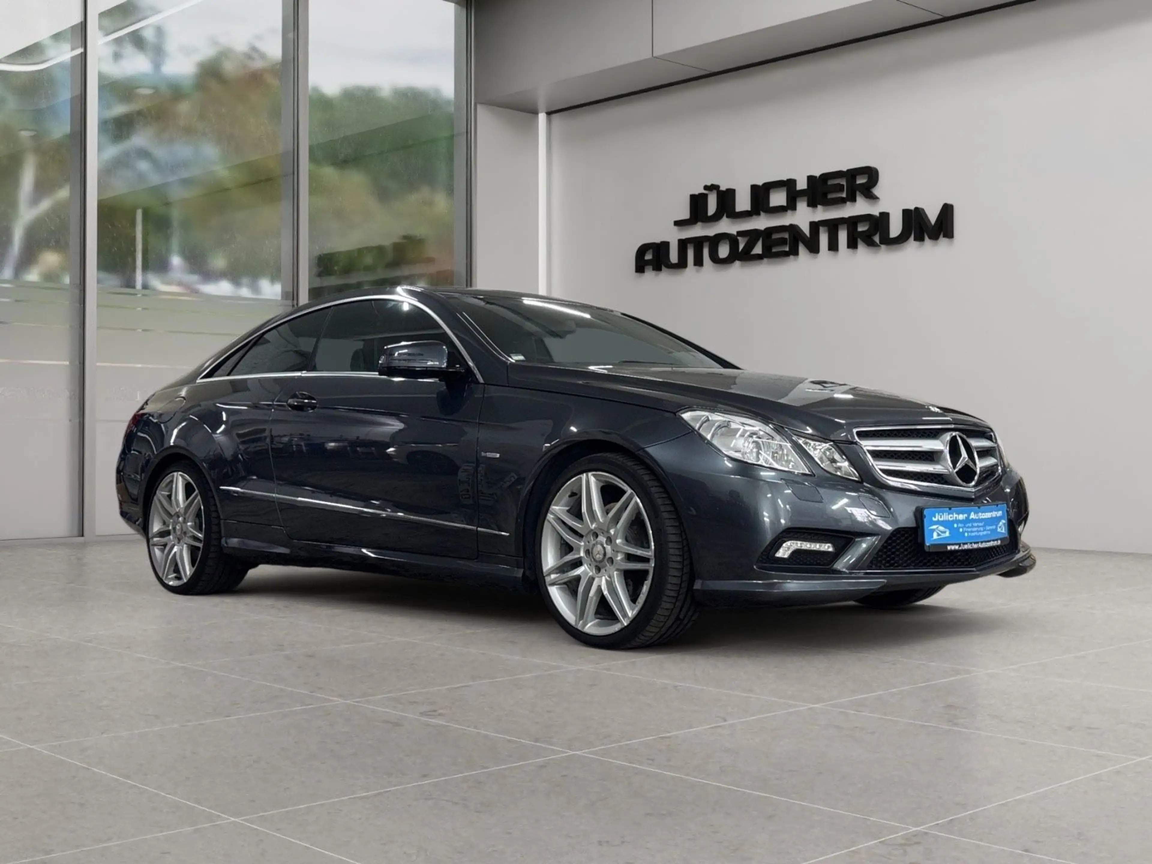 Mercedes-Benz E 250 CDI Coupe BlueEfficiency Avantg. Rentner