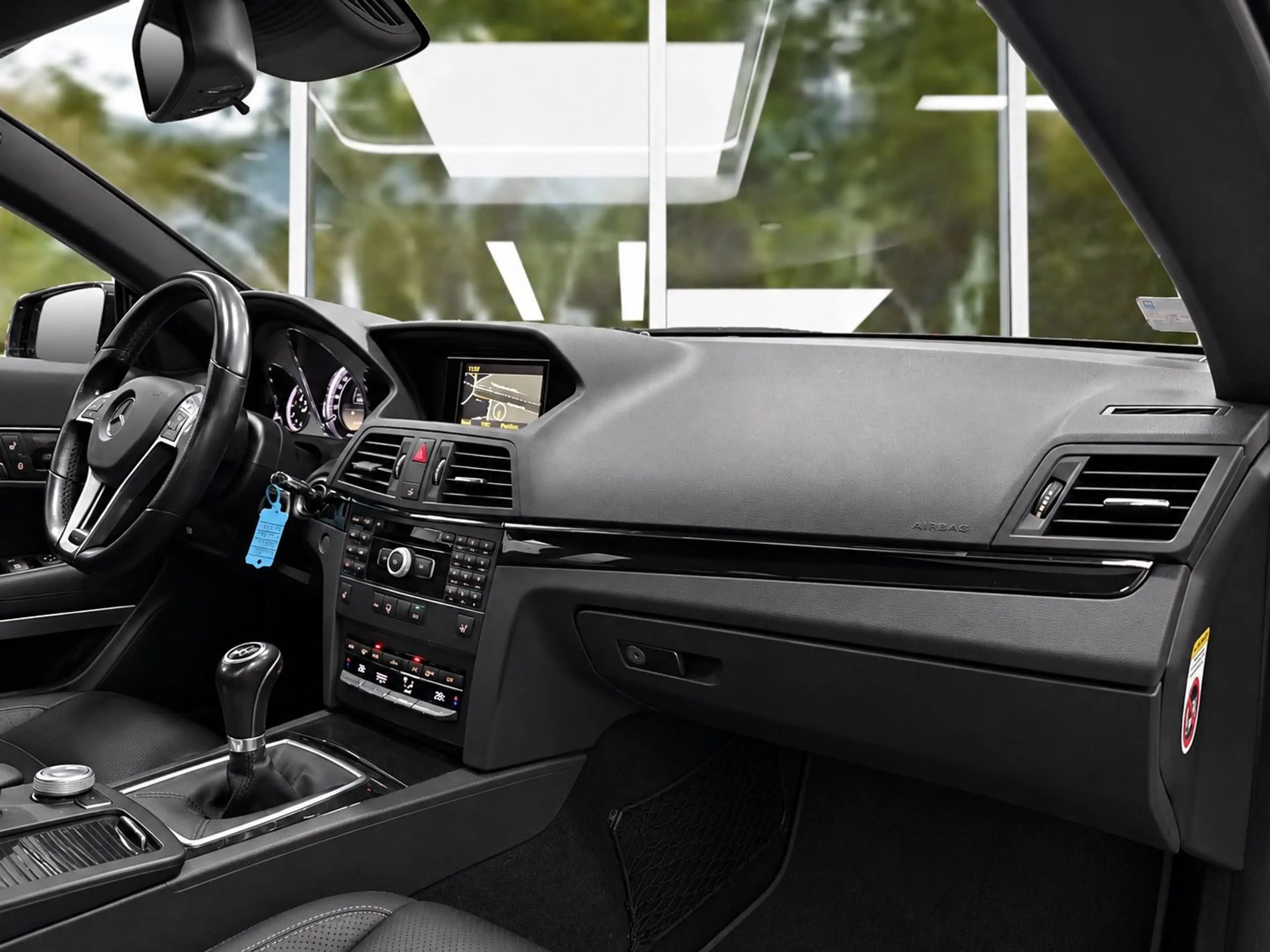 Mercedes-Benz E 250 CDI Coupe BlueEfficiency Avantg. Rentner — photo 10