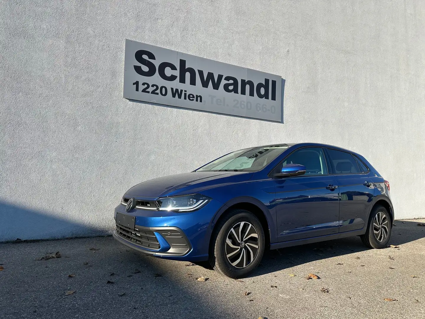 Volkswagen Polo Friends TSI DSG Blau - 2