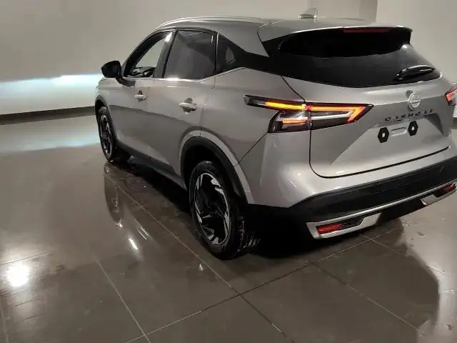 Nissan Qashqai view 6