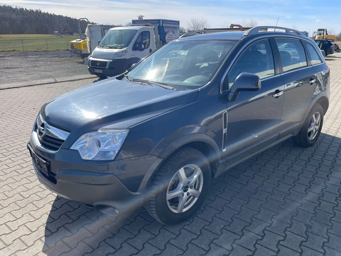 Opel Antara 2.0 CDTI Xenon 4x4 110kW 2 Hand, Leder, Grau - 1