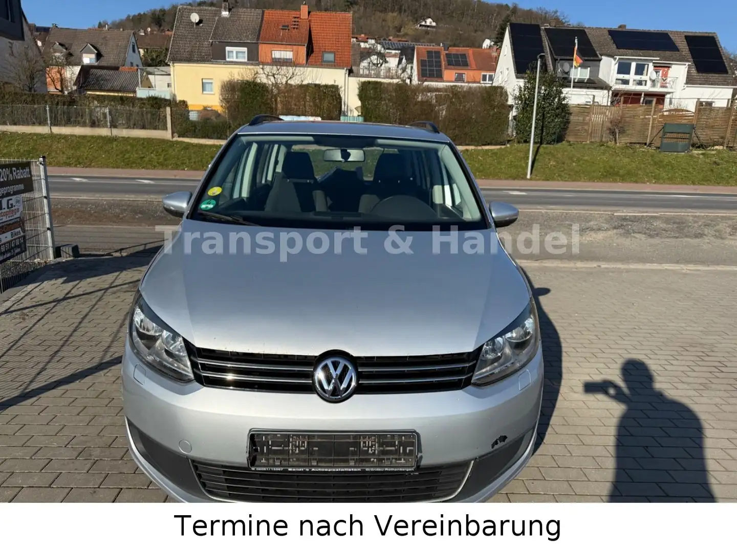 Volkswagen Touran Trendline BMT,77KW,TÜV Neu,Euro5,AHK,Alu, Plateado - 1