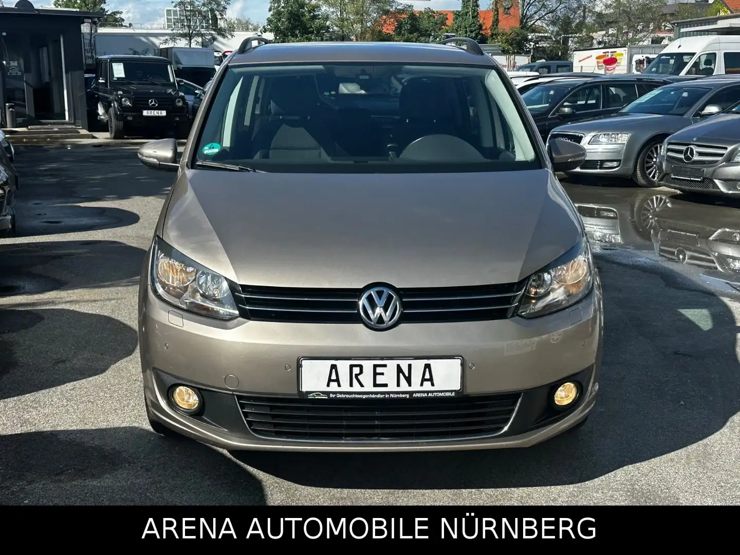 Volkswagen Touran 1.6 TDI Comfortline BMT Beige - 2