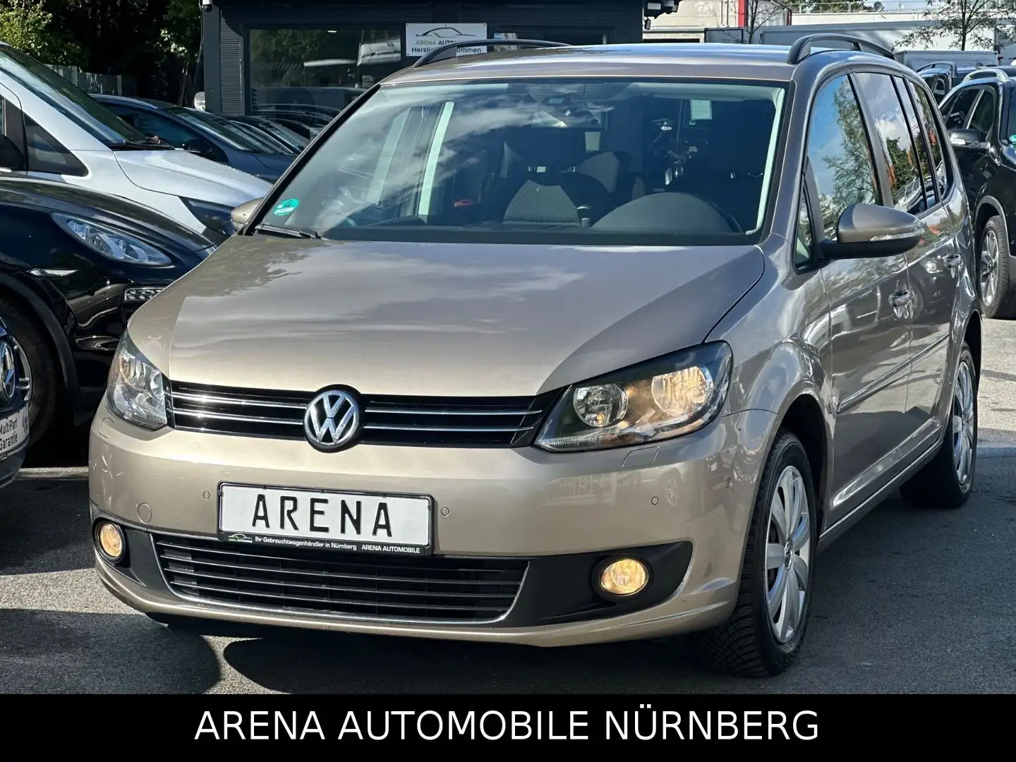 Volkswagen Touran 1.6 TDI Comfortline BMT Beige - 1