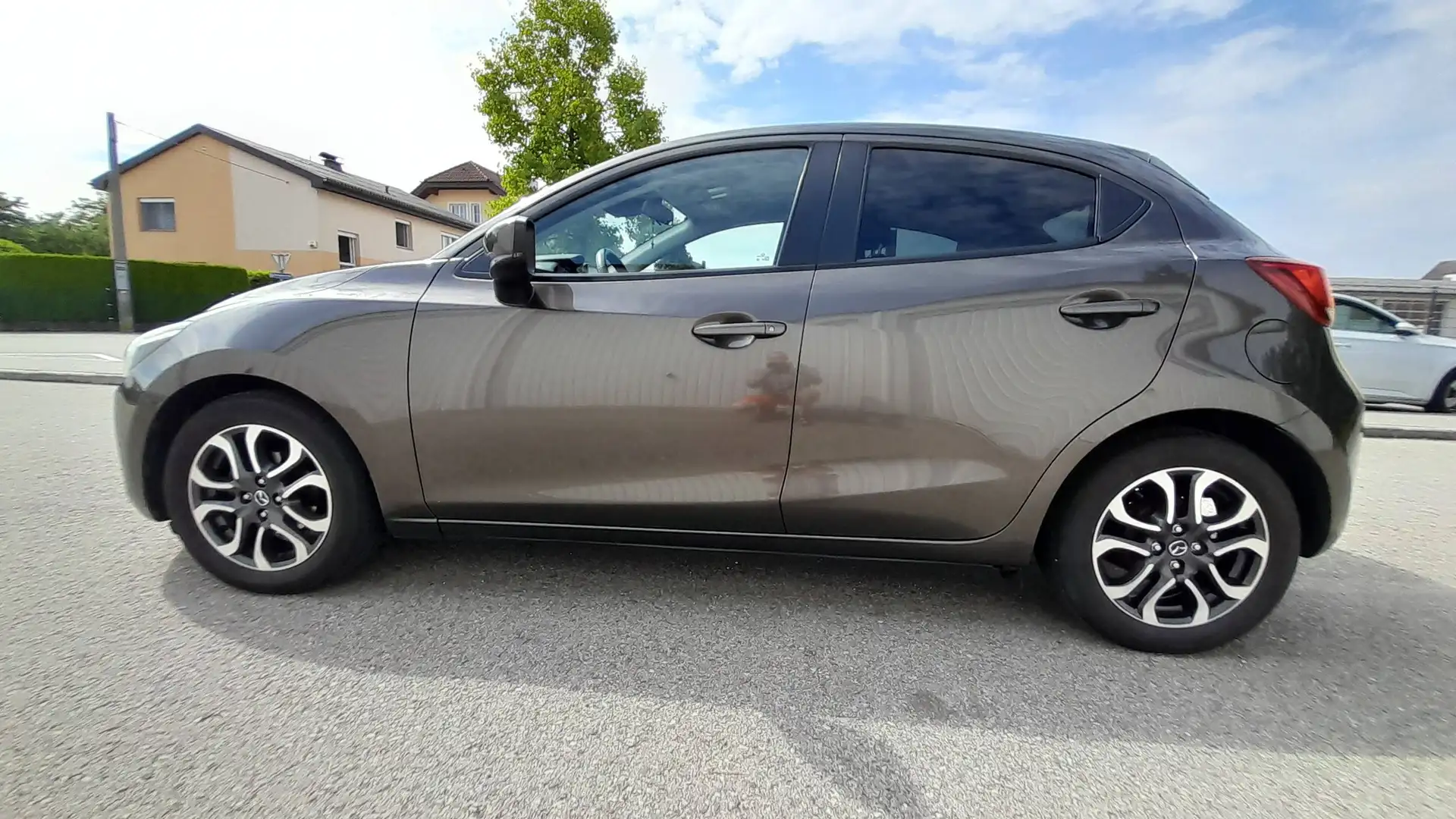 Mazda 2 Mazda 2 G90 Revolution Revolution Braun - 2