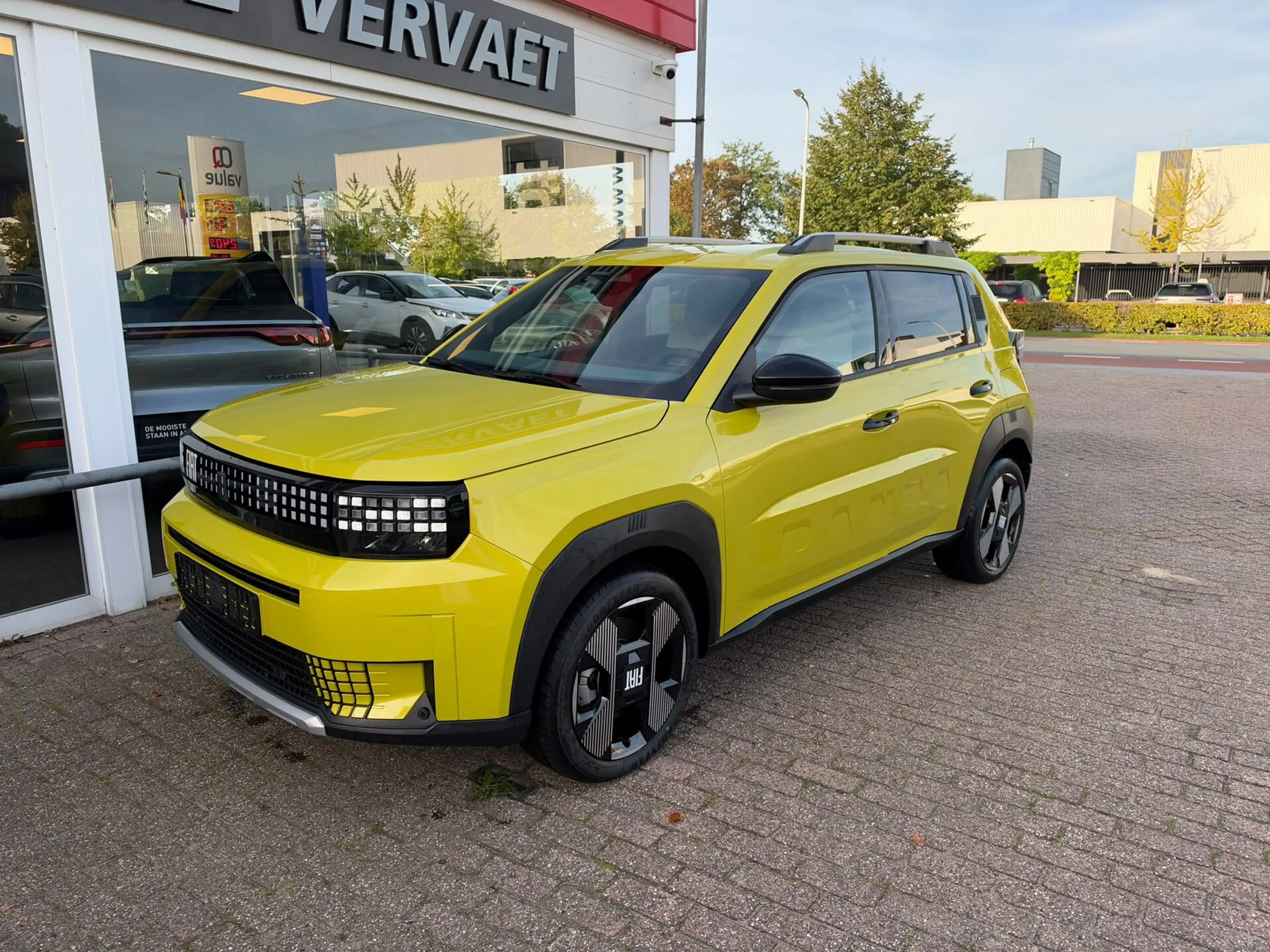 Fiat Grande Panda La Prima — photo 3