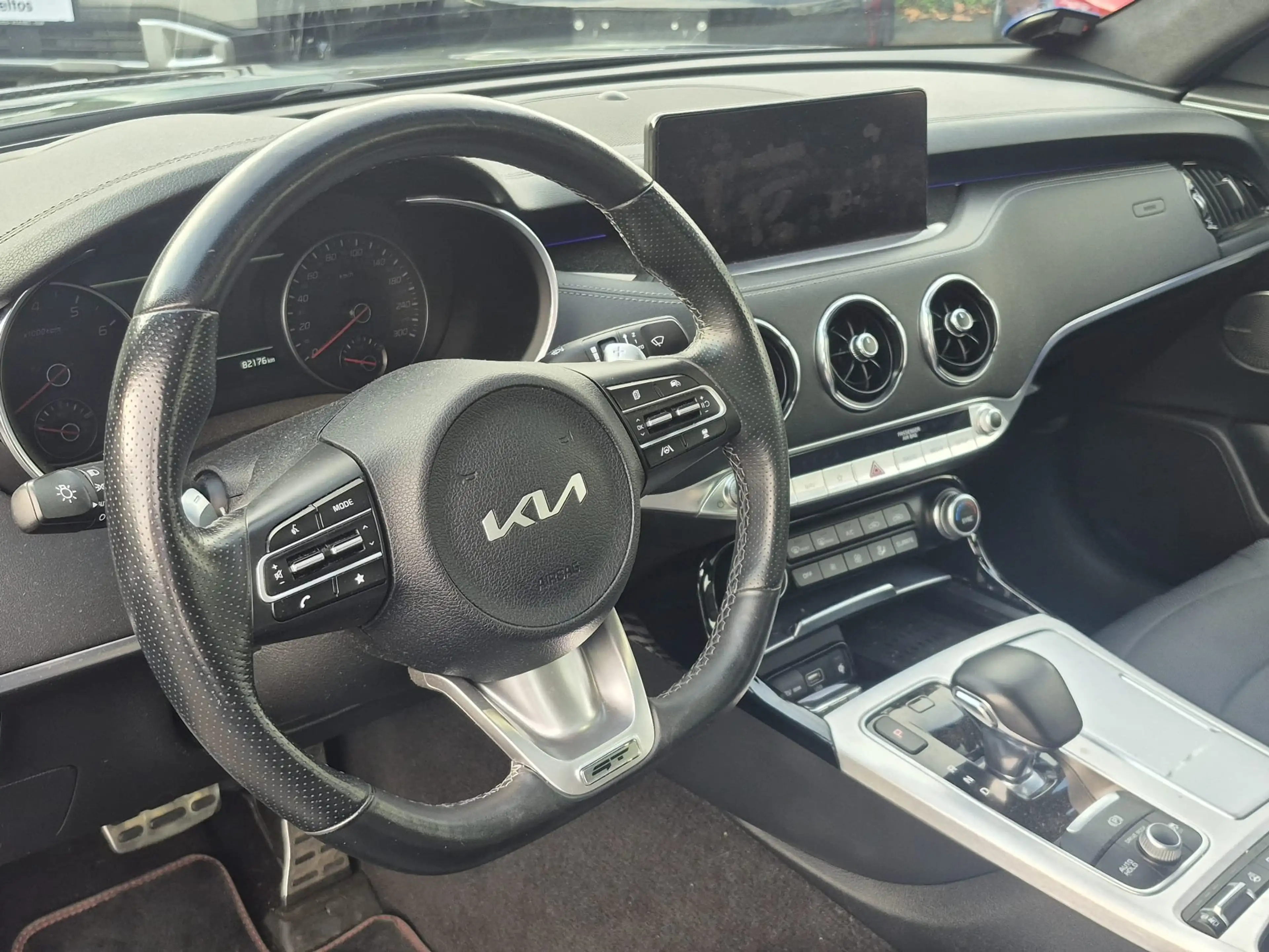 Kia Stinger 3,3 T-GDI ISG GT AWD Aut *S-Dach**TOP* — photo 8