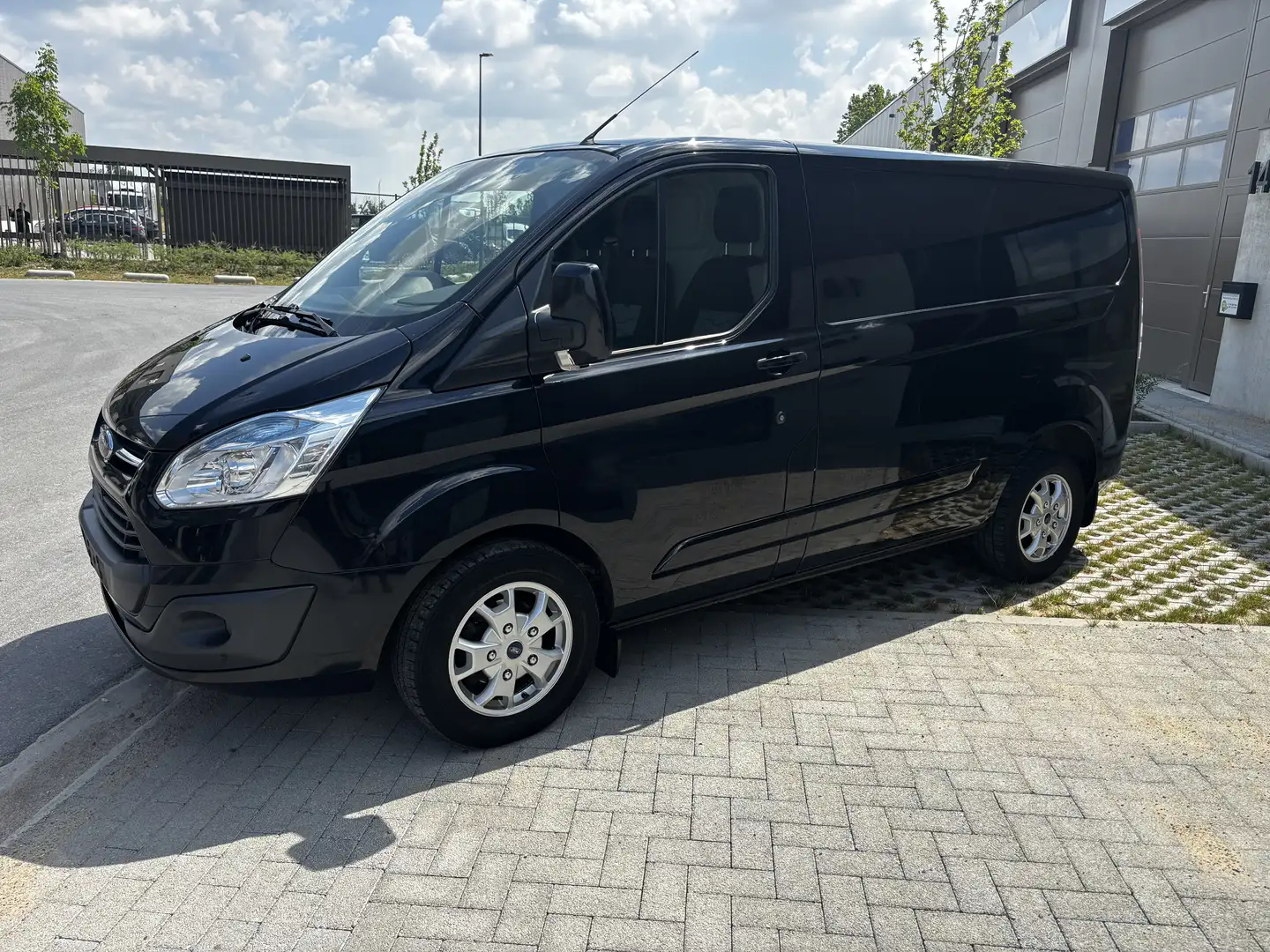 Ford Transit Custom 310 L2H2 LKW VA Limited - 1