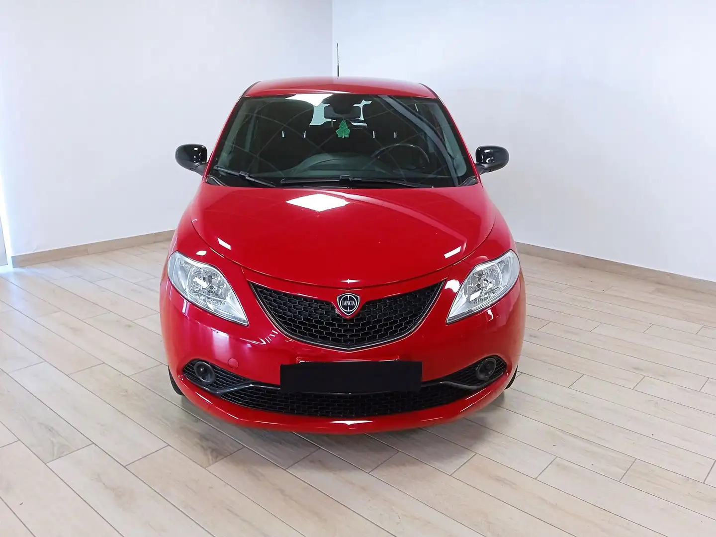 Lancia Ypsilon 3ª serie 1.2 69 CV 5 porte GPL Ecochic Gold Rood - 2