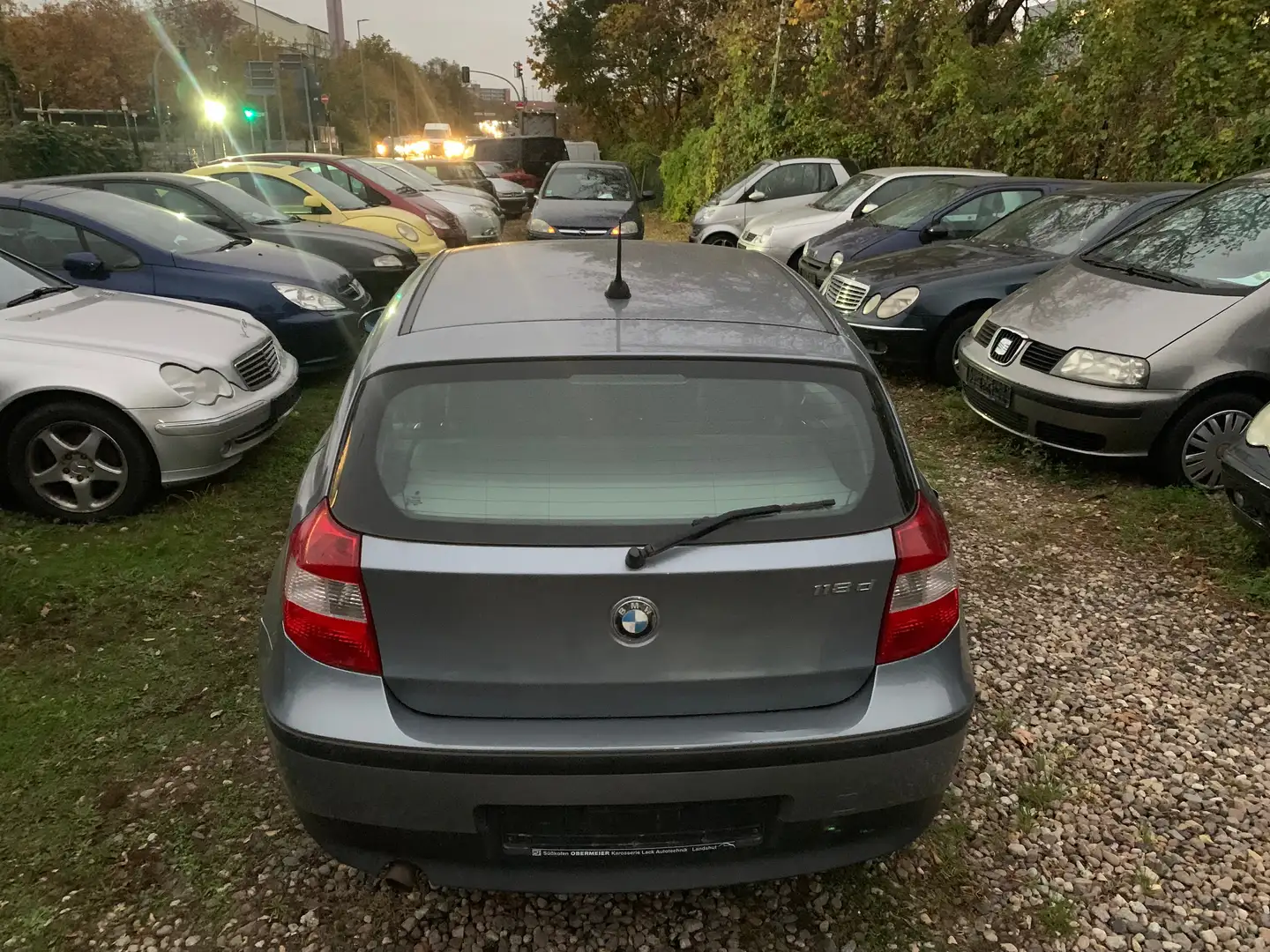 BMW 118 118d 1lim. 2 Hand+Auto 1A + TUV ist Neu Blau - 2