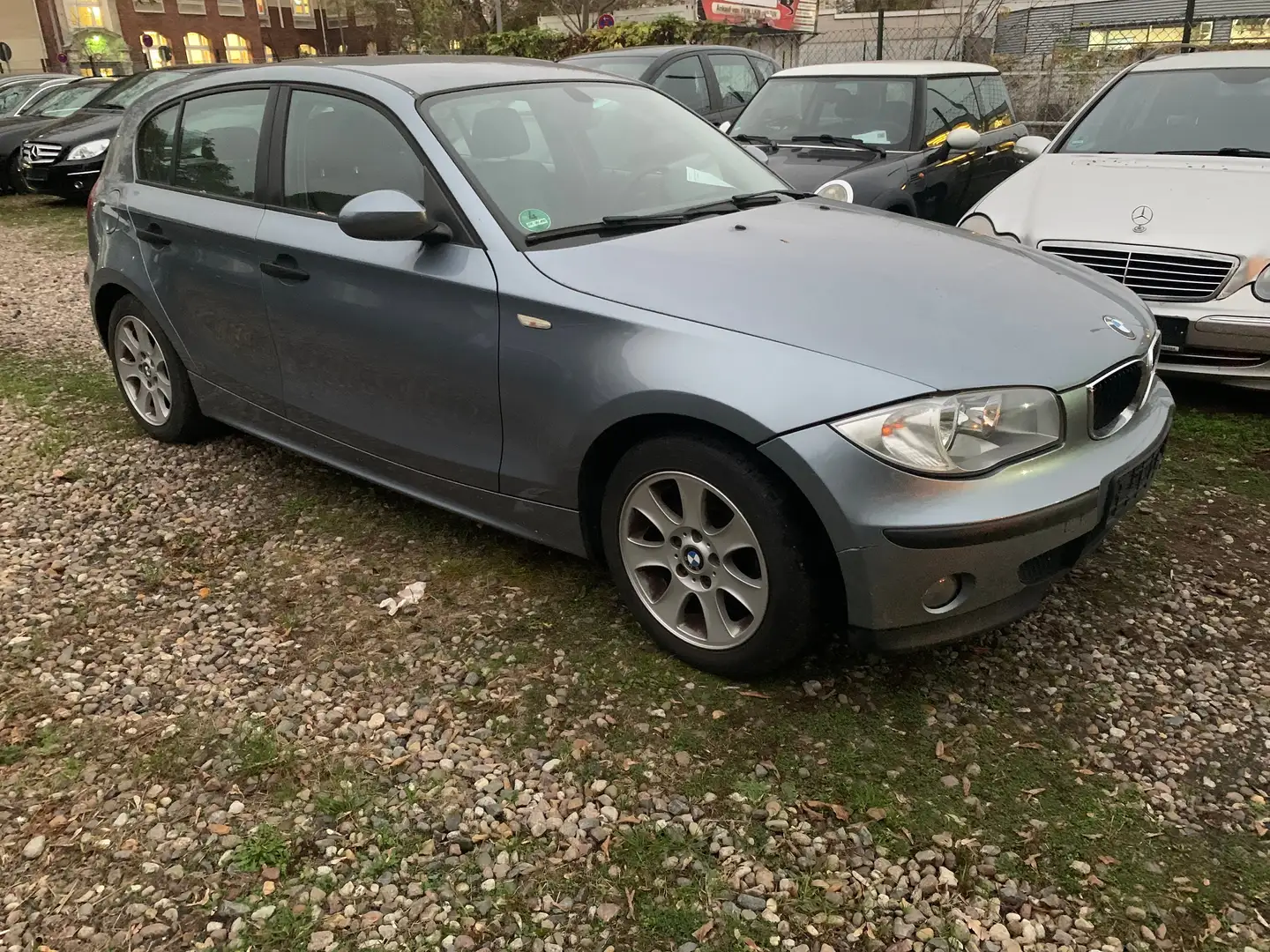 BMW 118 118d 1lim 2Hand+Auto 1A+TUV ist Neu+1Jahr Garantei Blau - 1