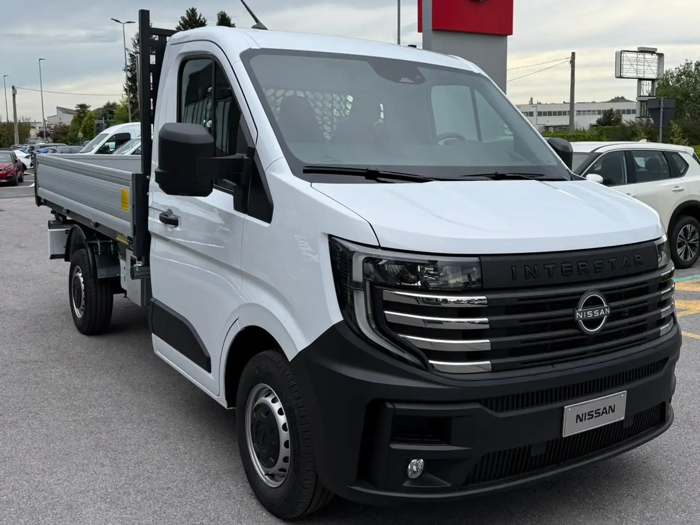 Nissan Interstar Cassonato Trilaterale-ribaltabile 130cv Bianco - 1
