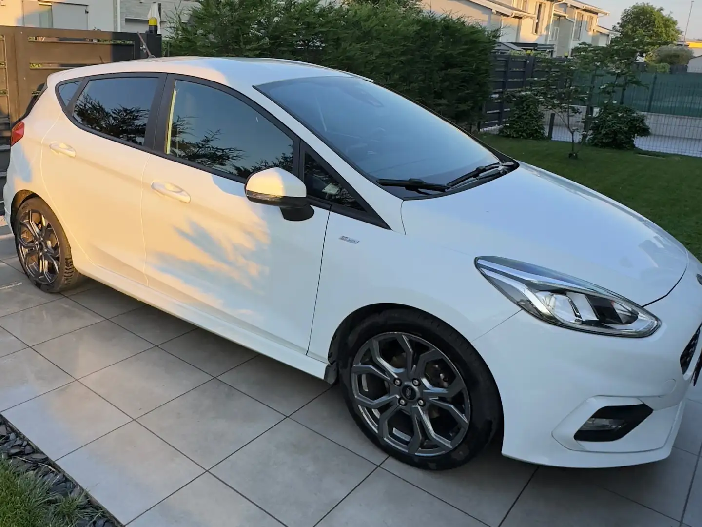 Ford Fiesta Fiesta 5p 1.1 ST-Line 85cv my19.5 Bianco - 1