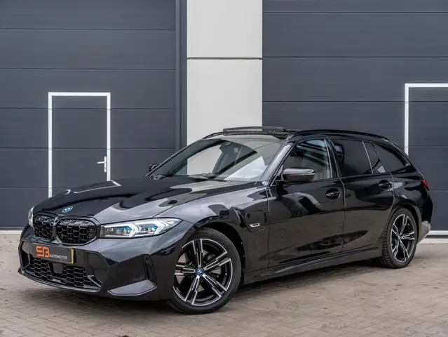 2023 BMW 3 Series in Black for sale