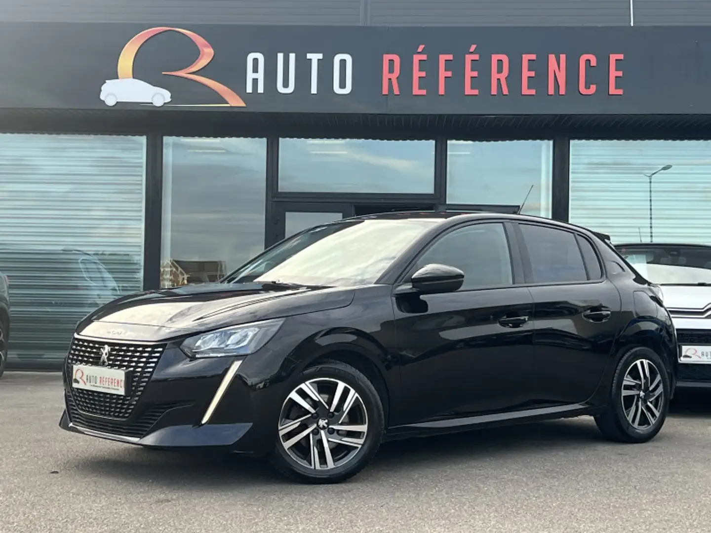Peugeot 208 1.5 BLUEHDI 100 CH ALLURE / CARPLAY / REGULATEUR Negro - 1