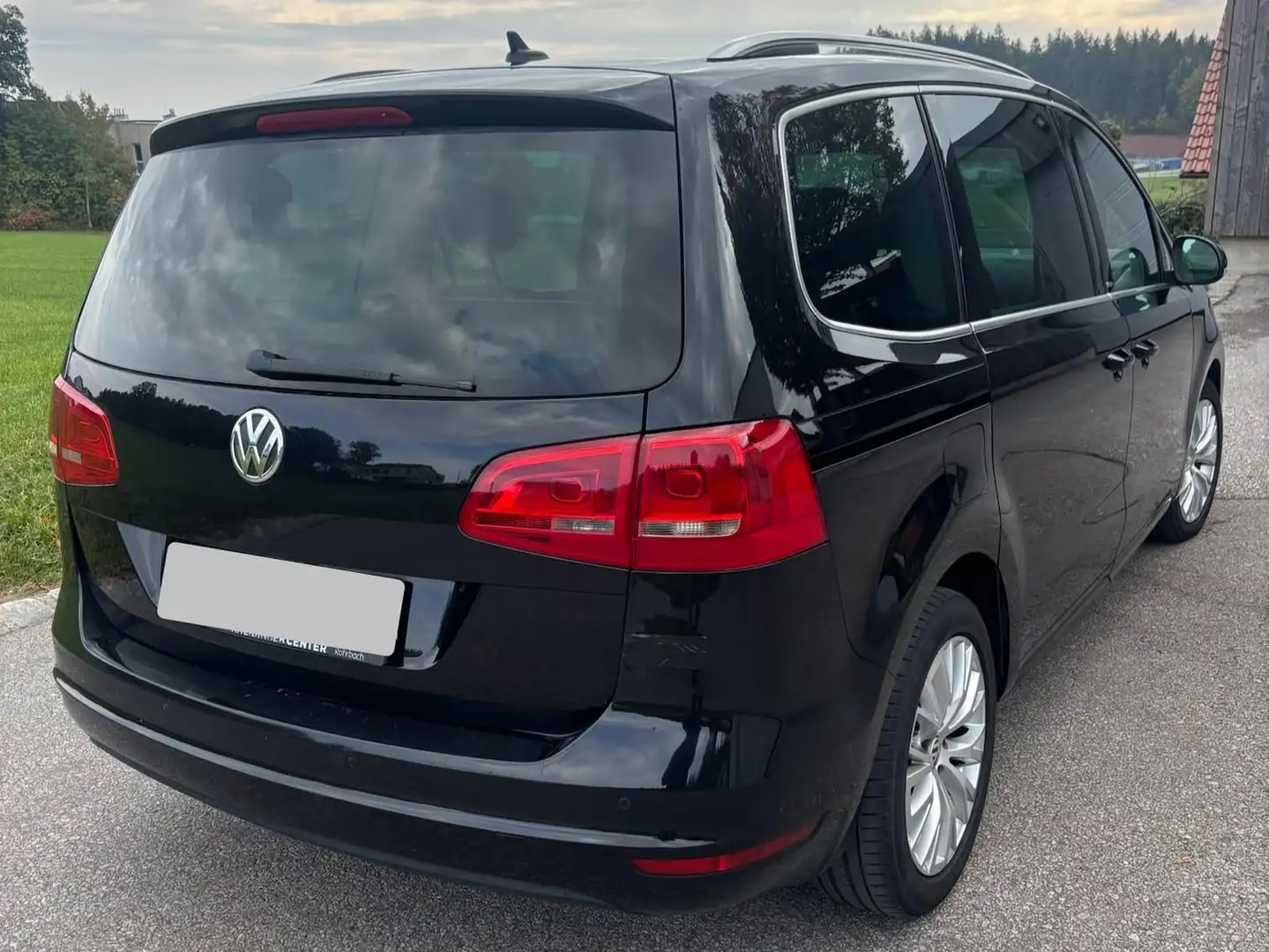 Volkswagen Sharan Sharan Sky BMT 2,0 TDI DPF 4Motion Sky Schwarz - 2