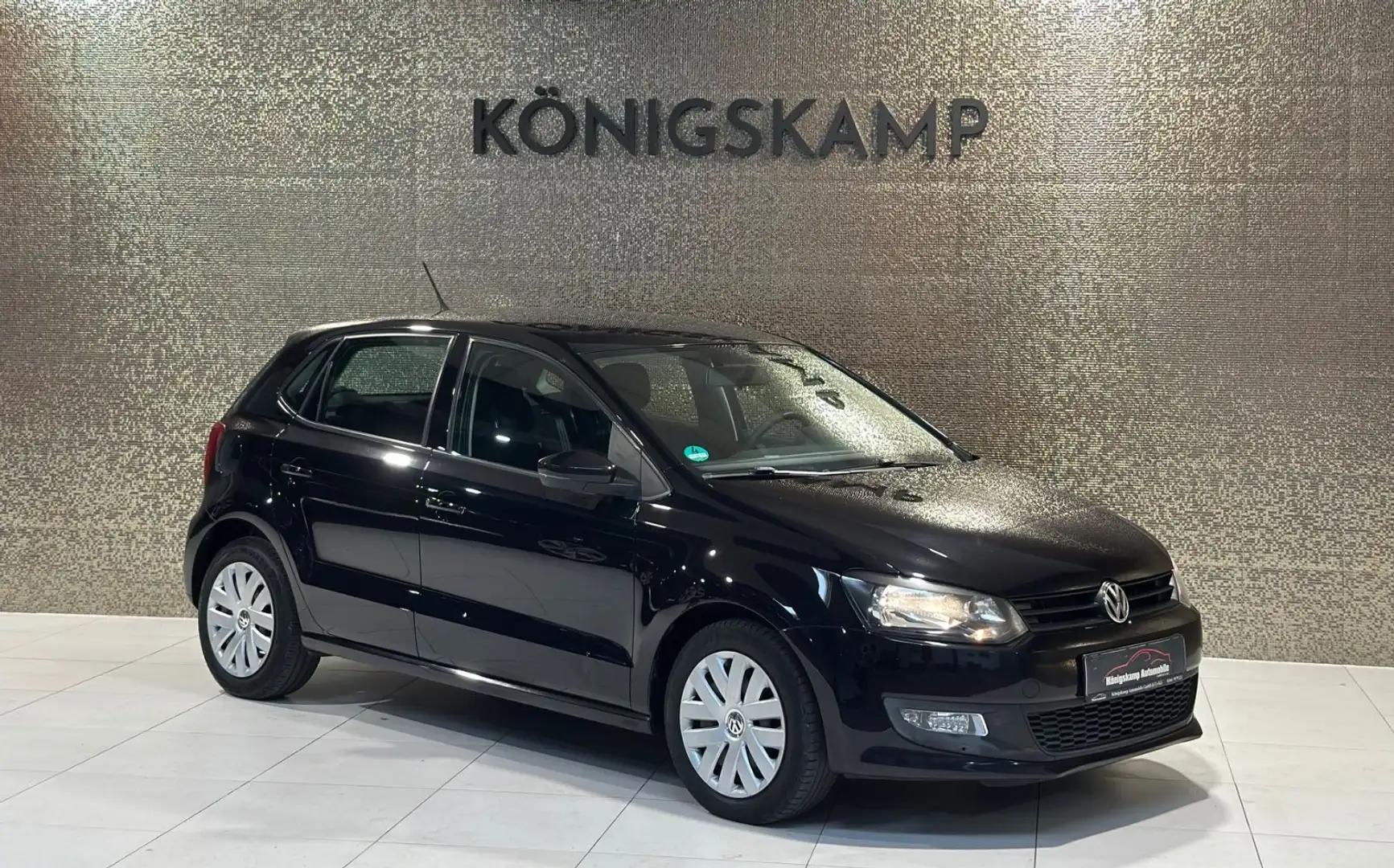 Volkswagen Polo V Trendline BlueMotion/BMT * 1. HAND * Schwarz - 1