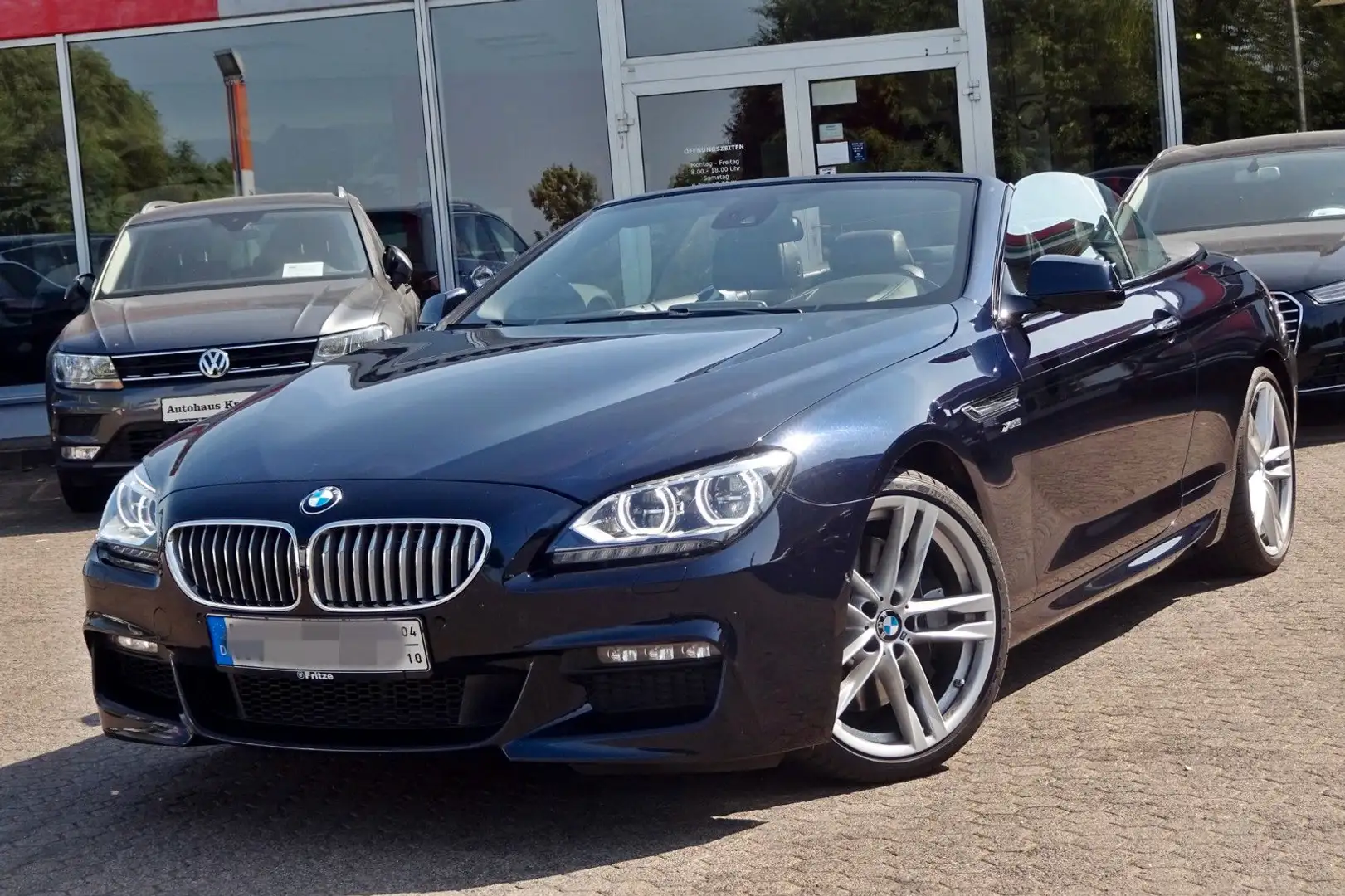 BMW 650 i Cabrio xDrive-498PS/M-PAKET/SOFTCL/HUD/LED Fekete - 2