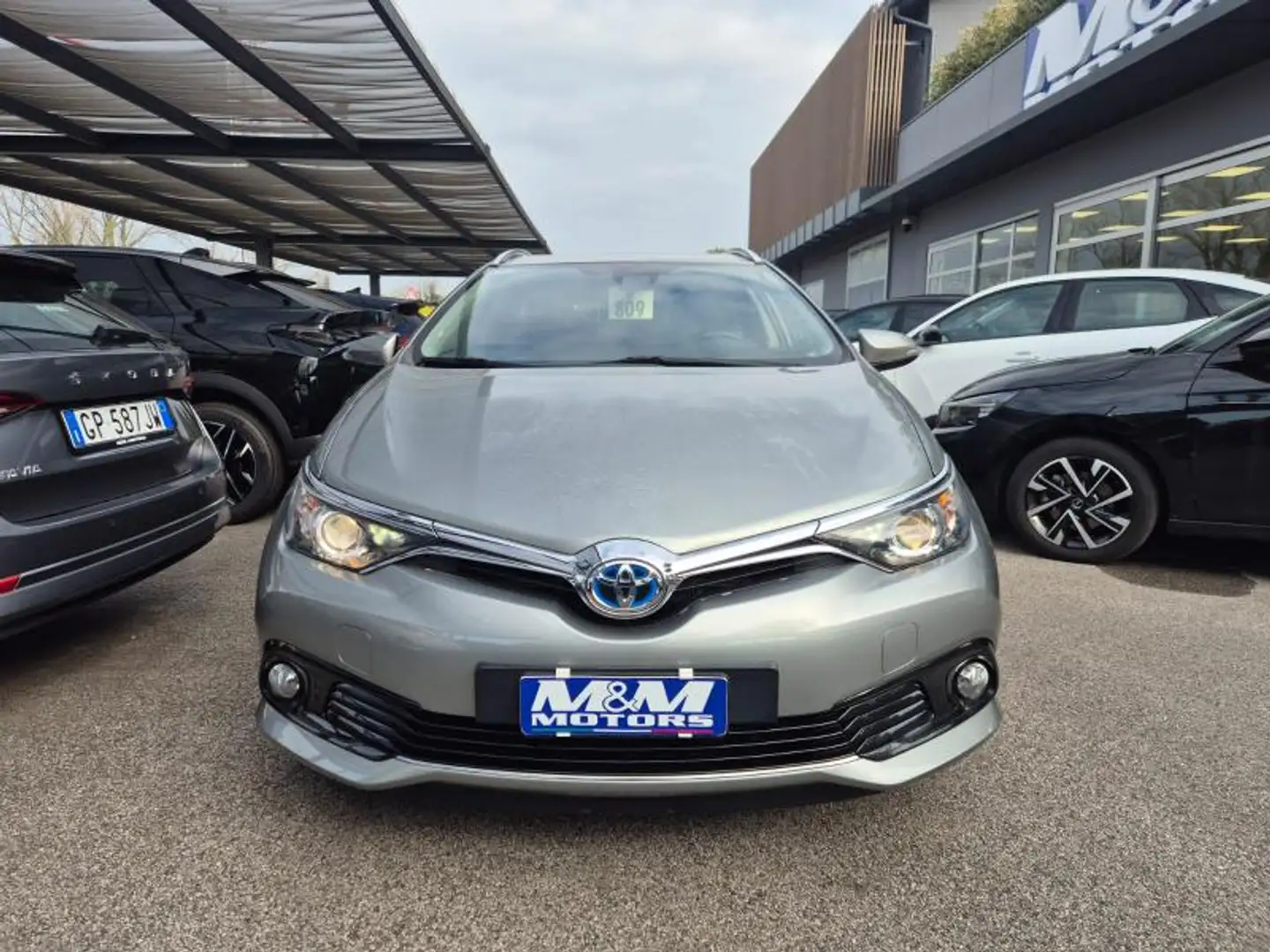 Toyota Auris 1.8h Active cvt Grigio - 2