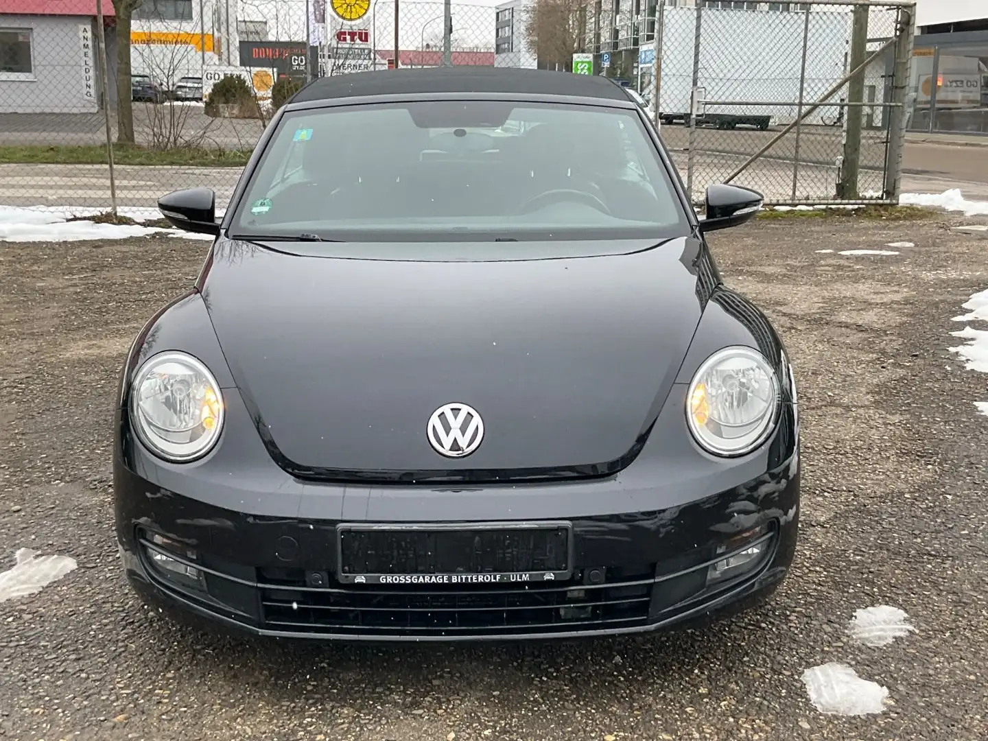 Volkswagen Beetle 1.6 TDI Cabriolet Basis Schwarz - 2