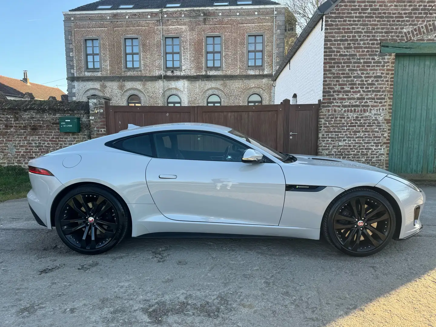Jaguar F-Type Coupé 3.0 V6 S/C R-Dynamic (EU6.2) *GRIS NARDO* Grijs - 2