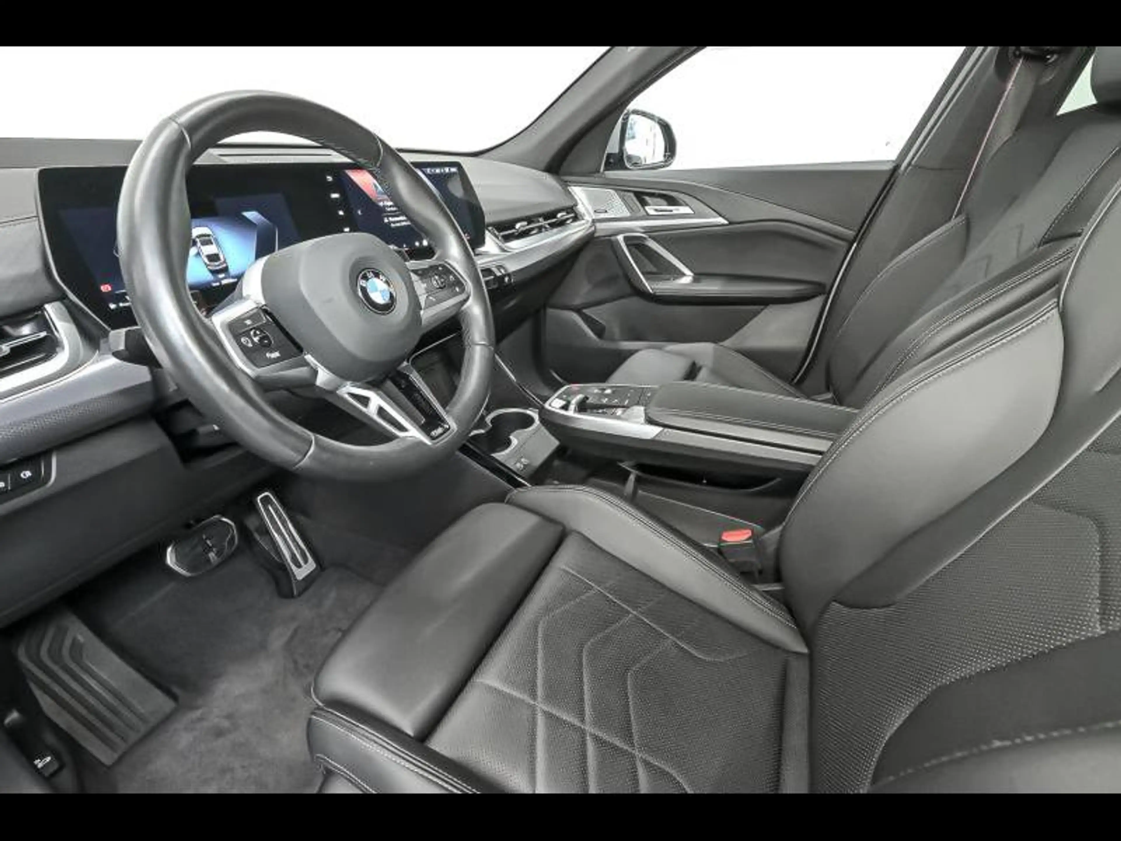 BMW X2 sDrive20i - M Pack — photo 6
