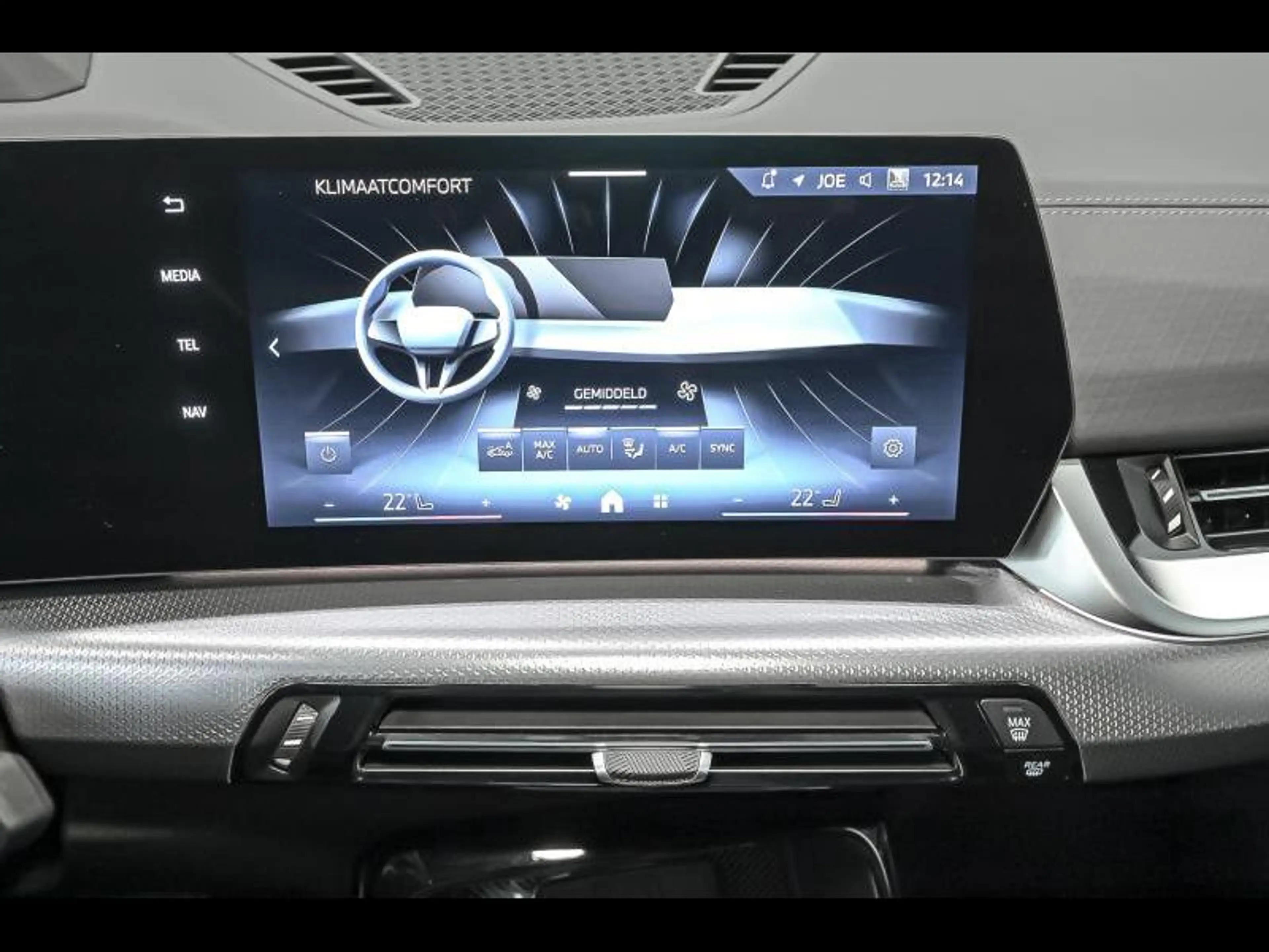 BMW X2 sDrive20i - M Pack — photo 12