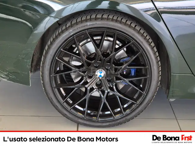 BMW 5 Series view 25