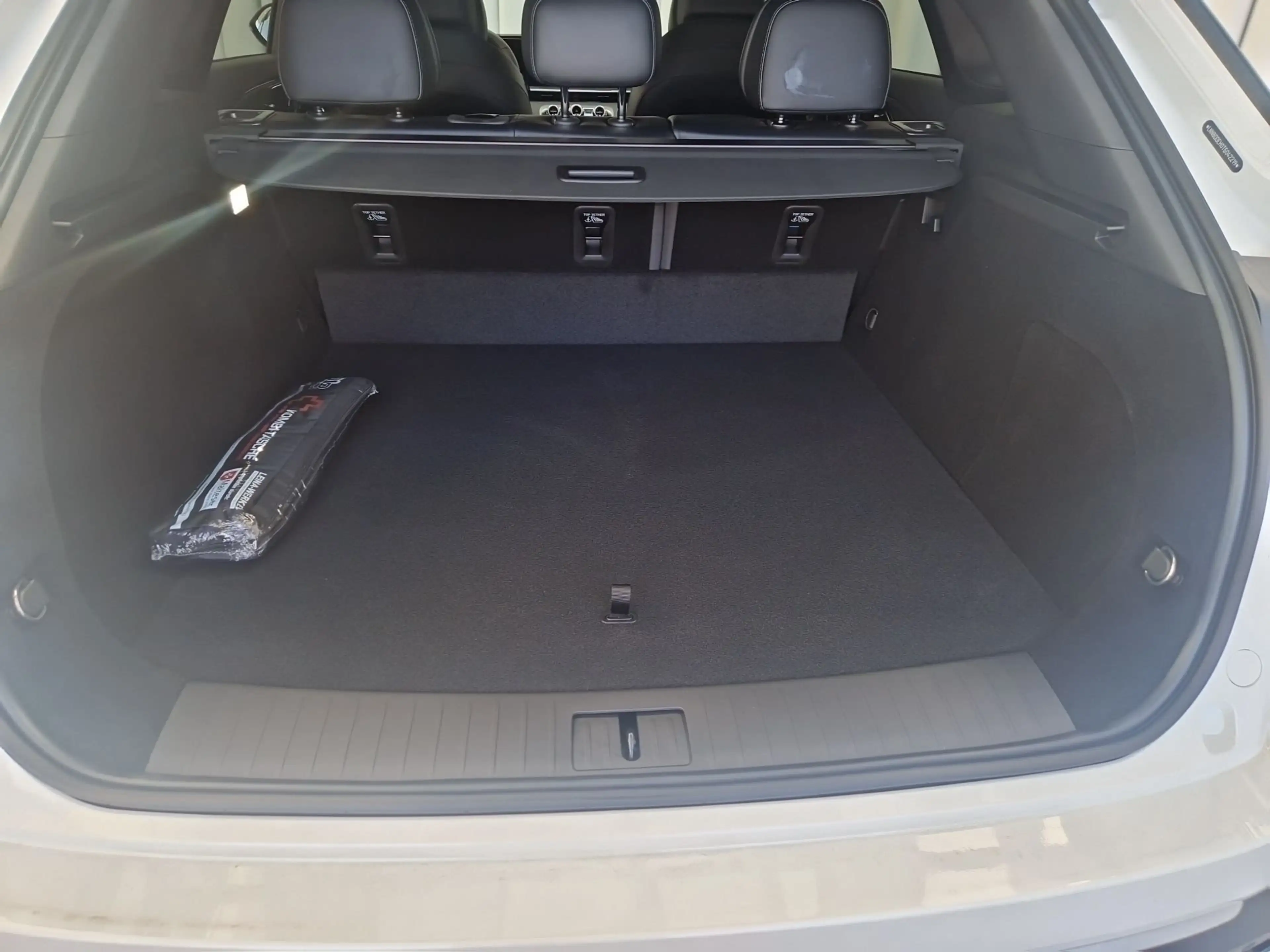 Omoda 9 PHEV 2xKlima 360 4xElSitz 4xSHZ ACC AUT HUD LM — photo 10