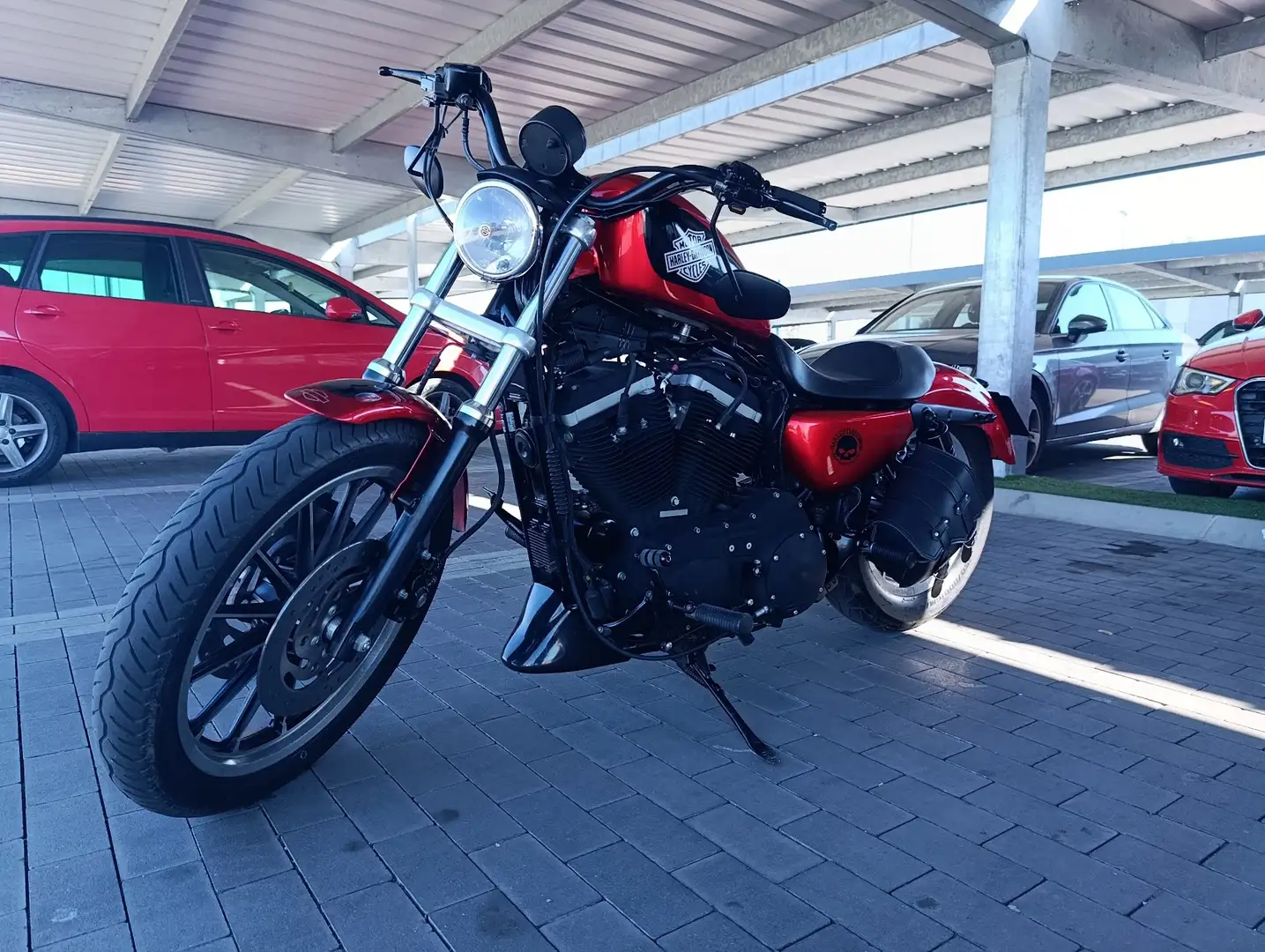 Harley-Davidson Sportster 883 Harley Davidson 883r Bobber - 2