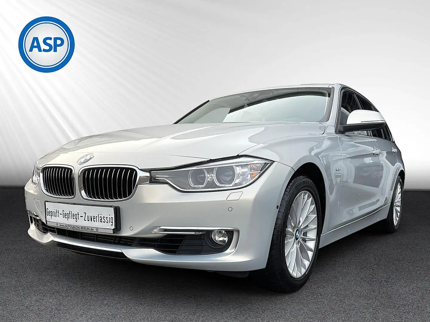 BMW 328 i Touring AUT xDrive Luxury XEN HUD PANO NAVI Argent - 1