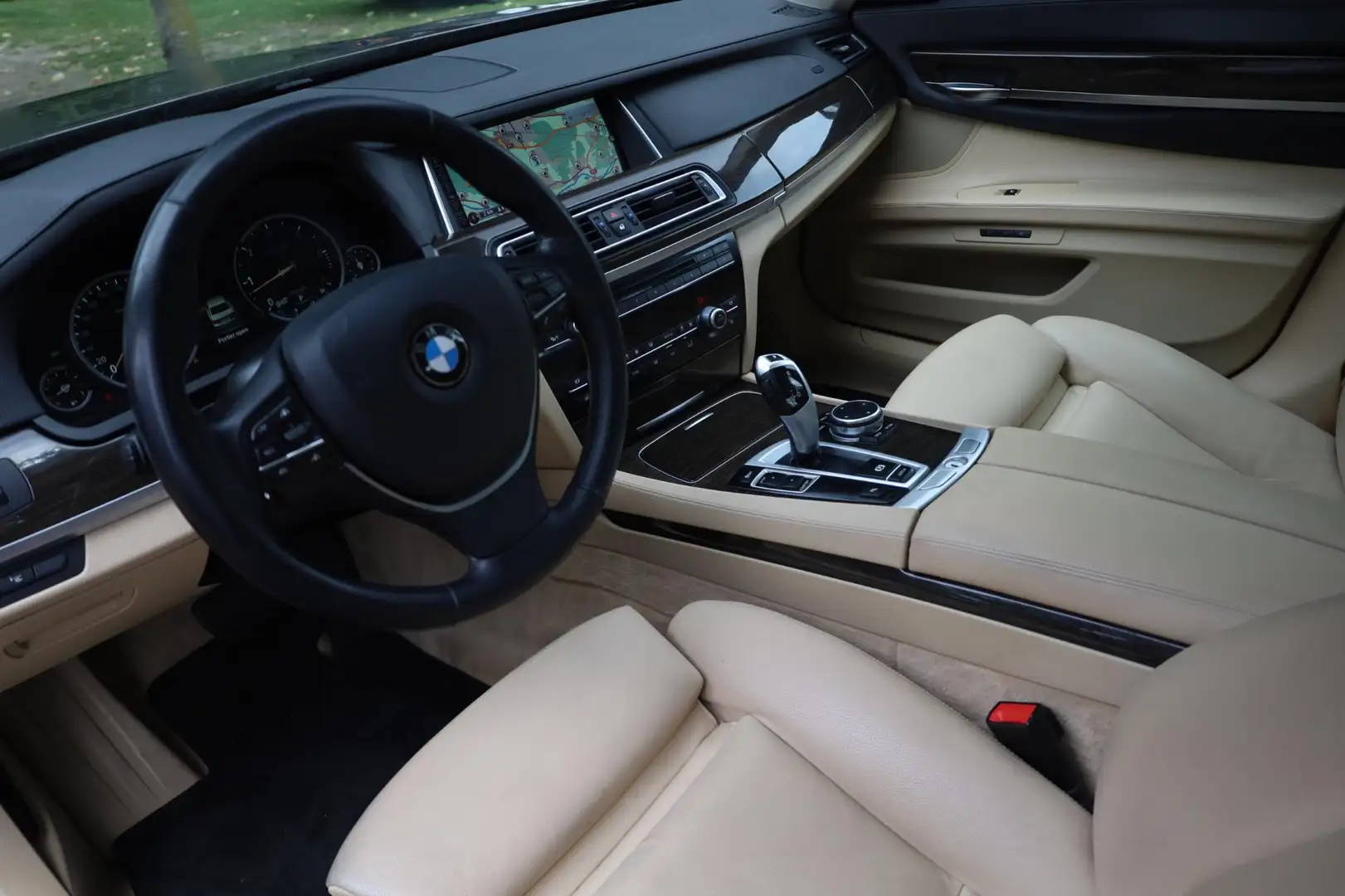 BMW 730 7-serie 730d Individual Edition Aut. | Facelift | Коричневий - 2
