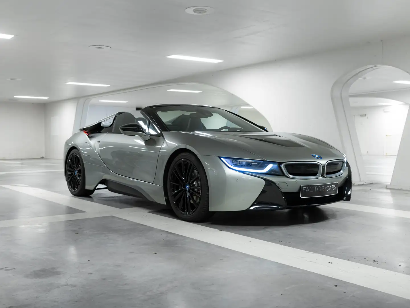 BMW i8 i8 Roadster 11.6 kWh PHEV - 1.5 - BELGIAN CAR Grijs - 2