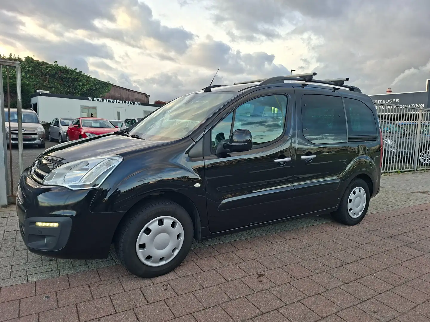 Citroen Berlingo Berlingo Multispace VTi 95 Zwart - 2