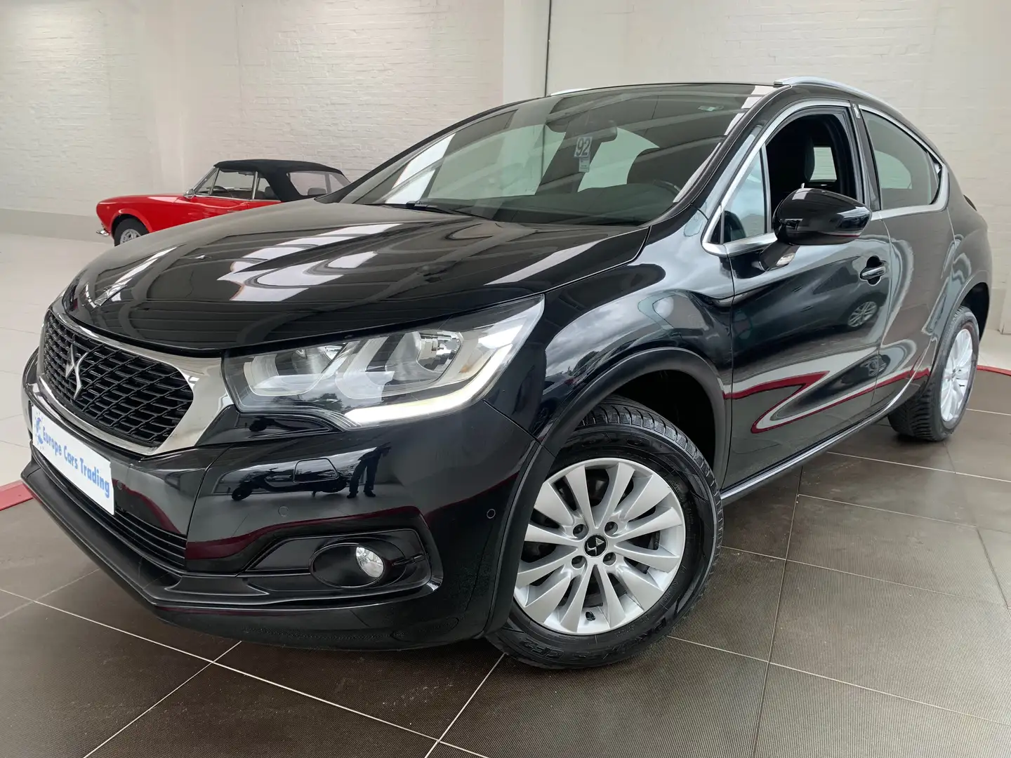 DS Automobiles DS 4 Crossback 130ch - DISTRIB OK - GPS - CLIM AUTO - GAR12M Zwart - 1