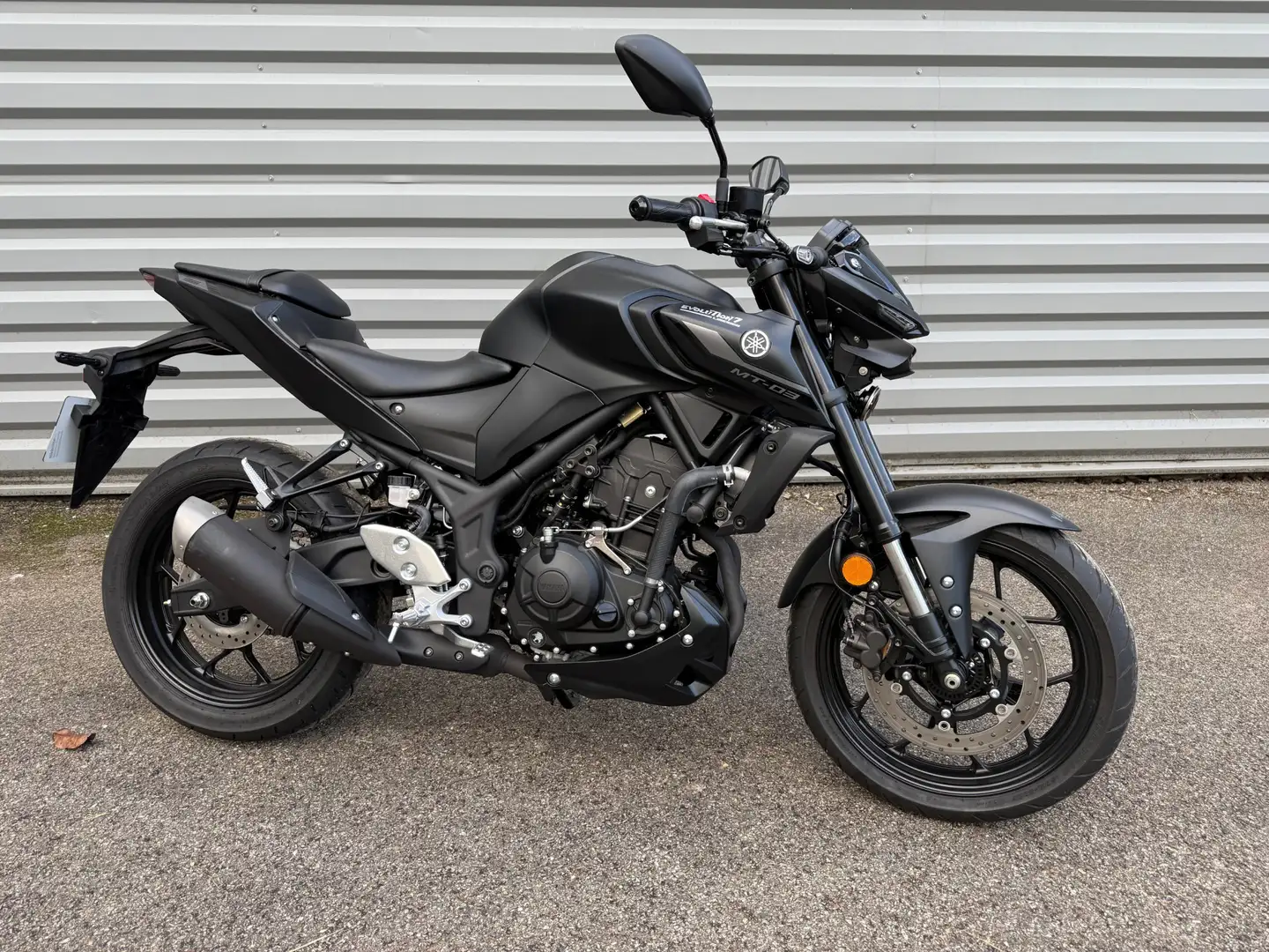 Yamaha MT-03 Negru - 1