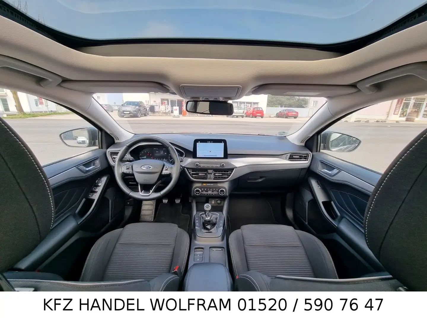 Ford Focus 1.0 Turnier Titanium NUR 1 Halter,99.800KM Grigio - 2