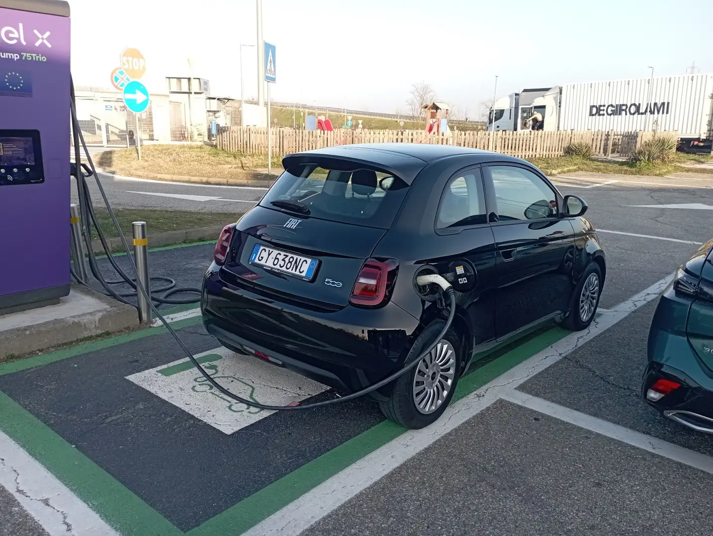 Fiat 500e Cabrio 23,65 kWh activ - 1