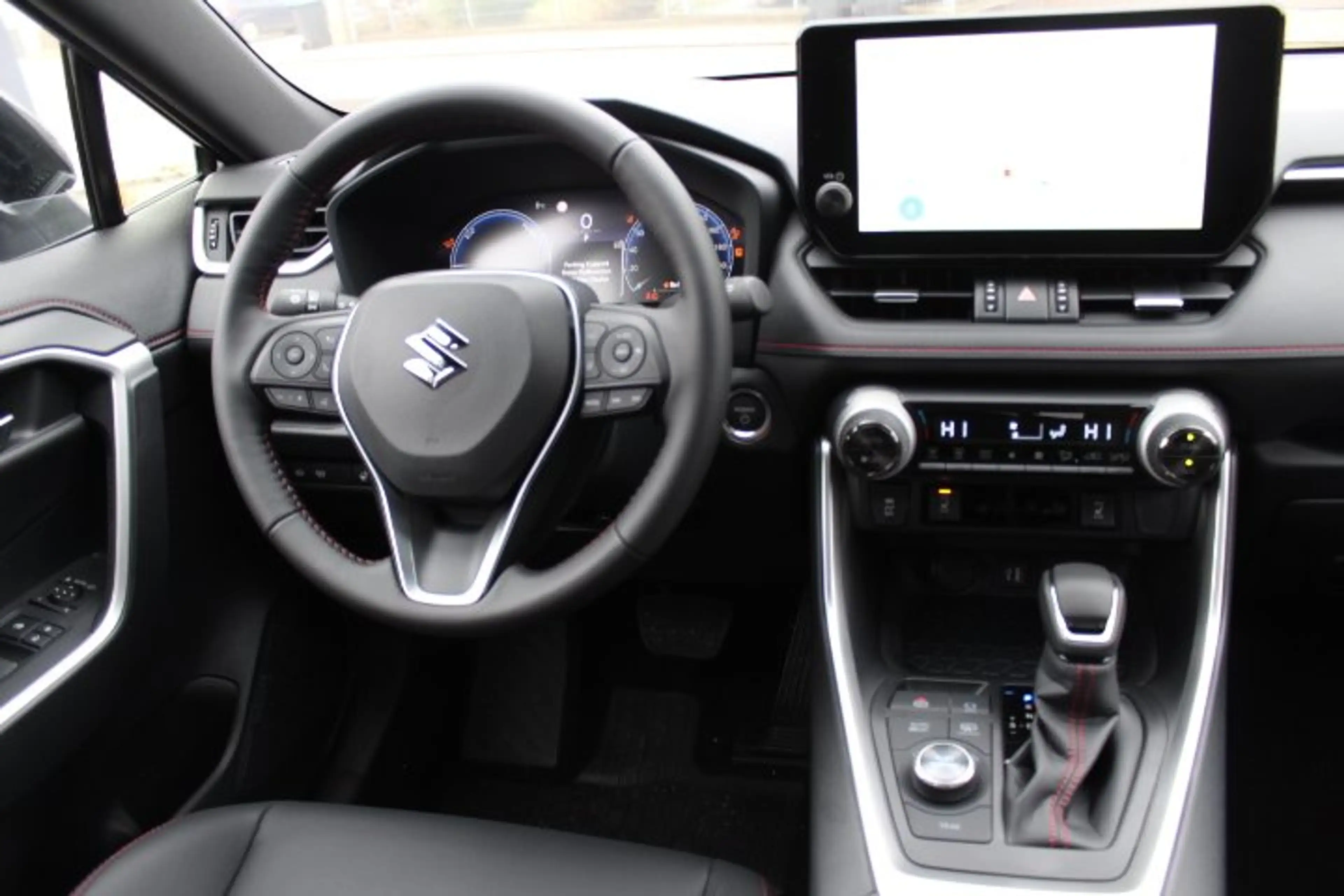 Suzuki Across Across PLUG-IN HYBRID — photo 10