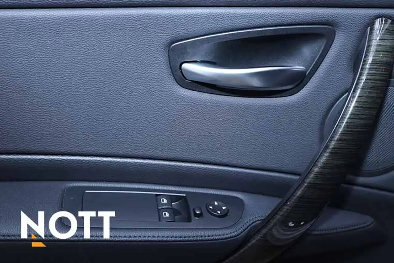 BMW 1 Series снимка BMW 1 Series
