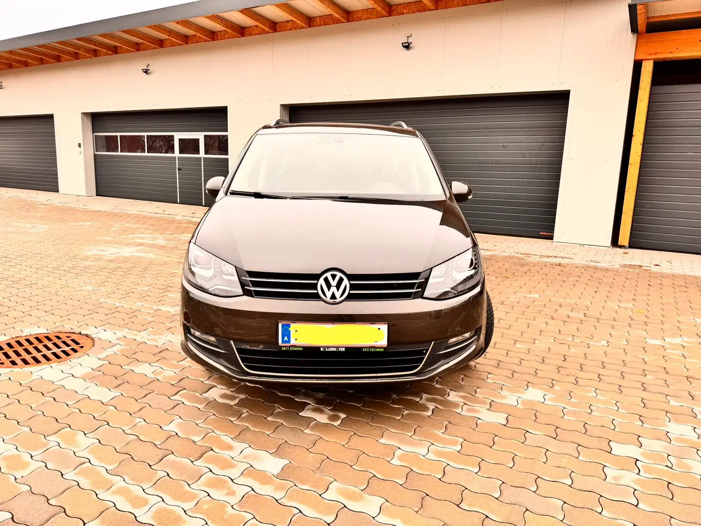 Volkswagen Sharan Highline BMT 2,0 TDI DPF 4Motion - 1