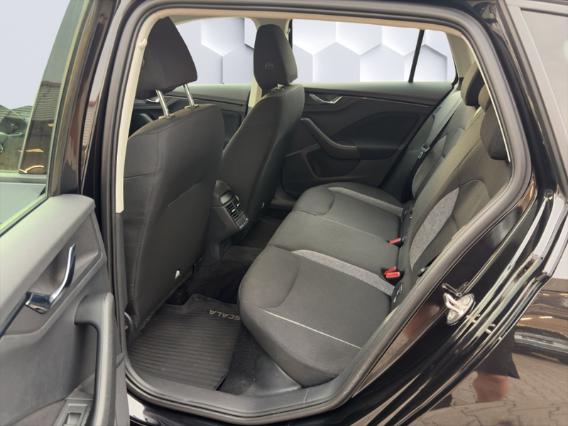 Skoda Scala 1.0TSI 85kW DSG LED PDC Klima Sitzheizung — photo 17