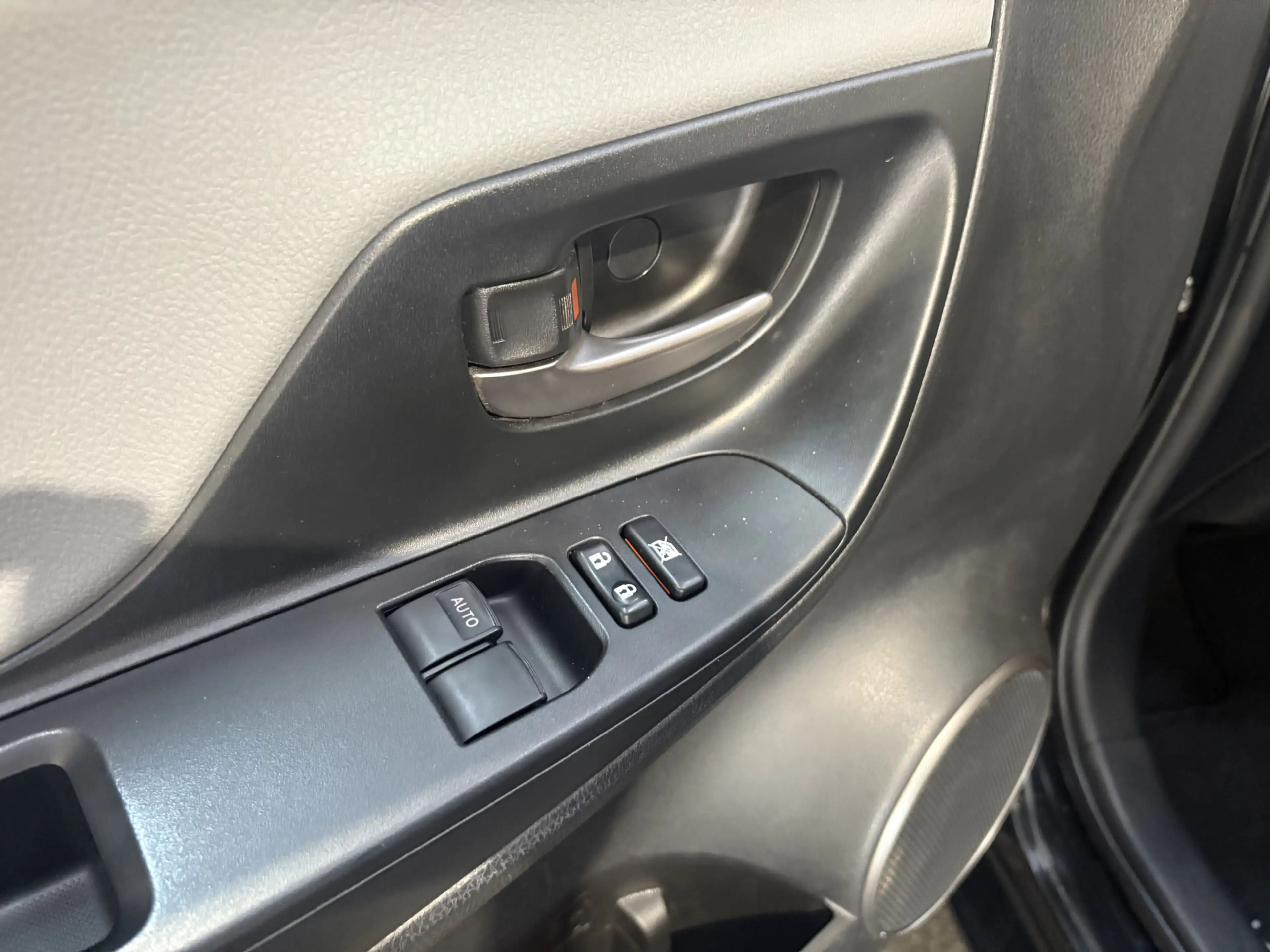 Toyota Yaris 1.3 VVT-i Business Plus Automaat, 1e eigenaar, Dea — photo 18
