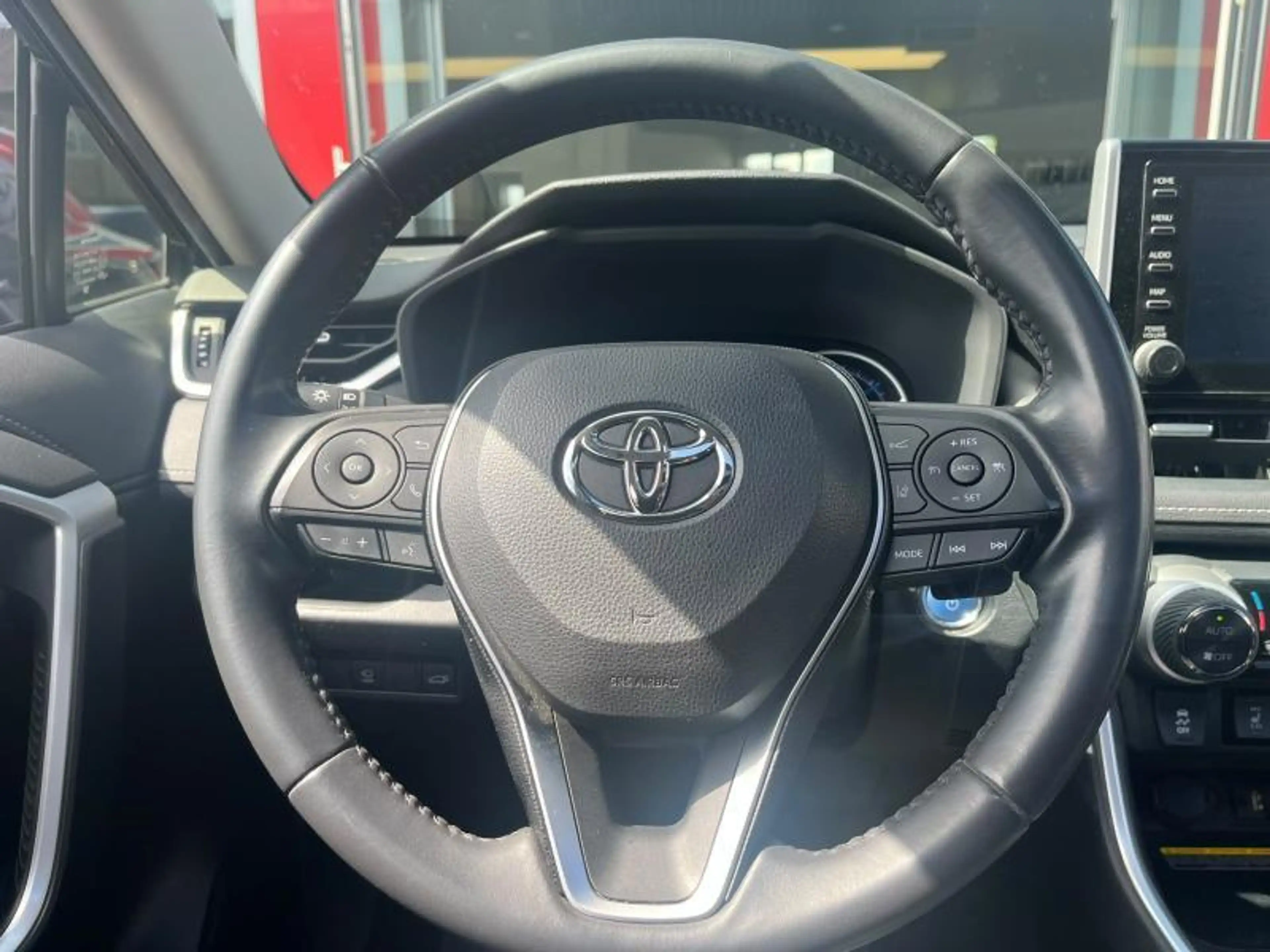 Toyota RAV 4 Premium — photo 10
