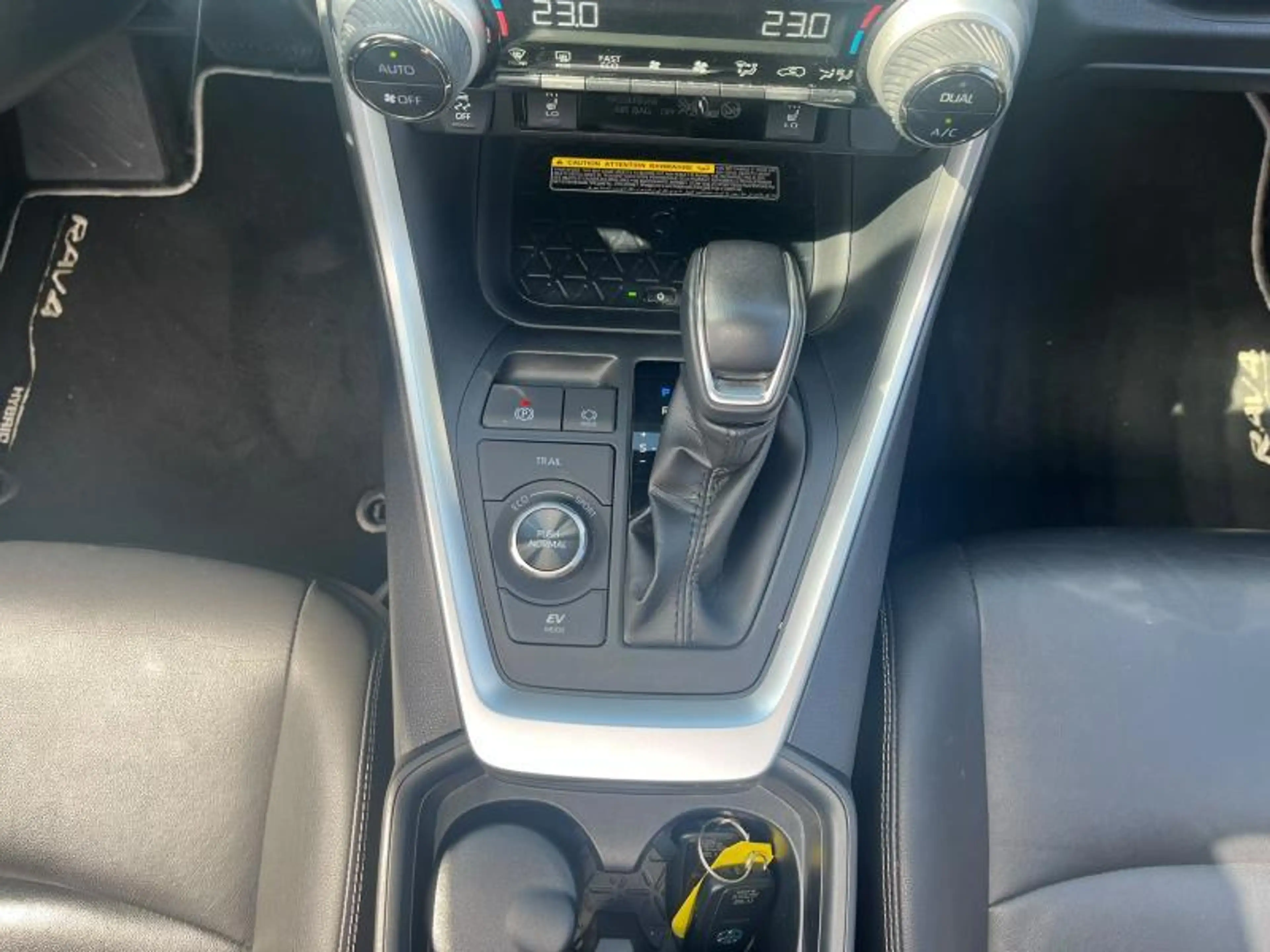 Toyota RAV 4 Premium — photo 15